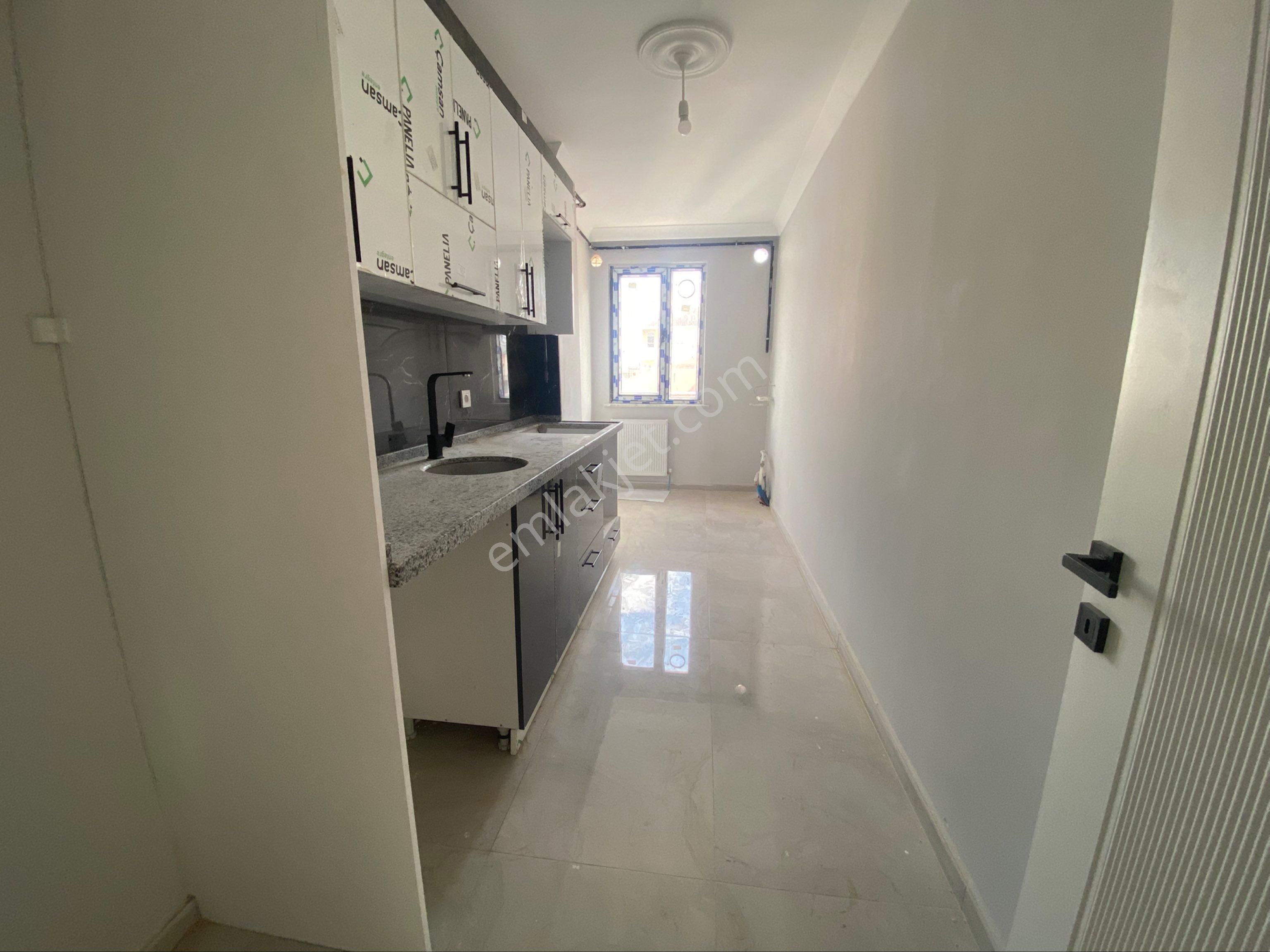 Sancaktepe Yunus Emre Mah. 3-1 0 Yaşında Satılık Üst Dubleks - Görsel 14