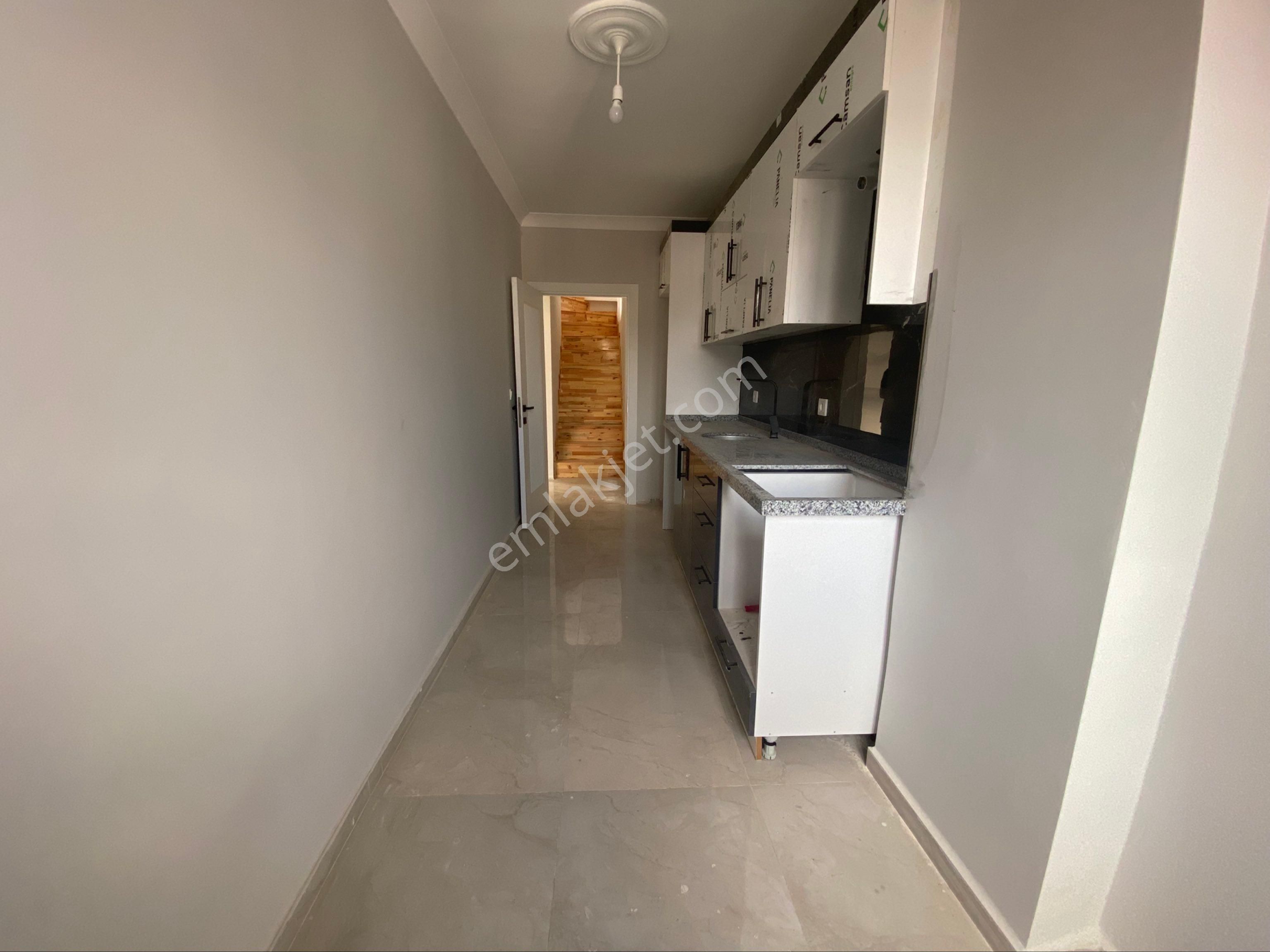 Sancaktepe Yunus Emre Mah. 3-1 0 Yaşında Satılık Üst Dubleks - Görsel 15