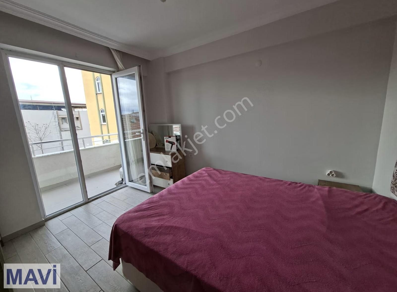 Remax Maviden Adapazarı Karaosman Mh. 1+1 Eşyalı Kiralık Daire - Görsel 3