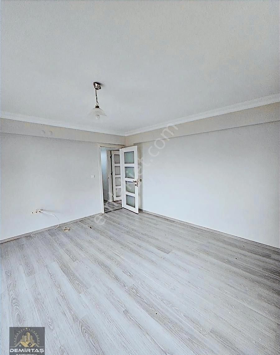 Selcukbeyde Kiralik Arakat Daire - Görsel 4