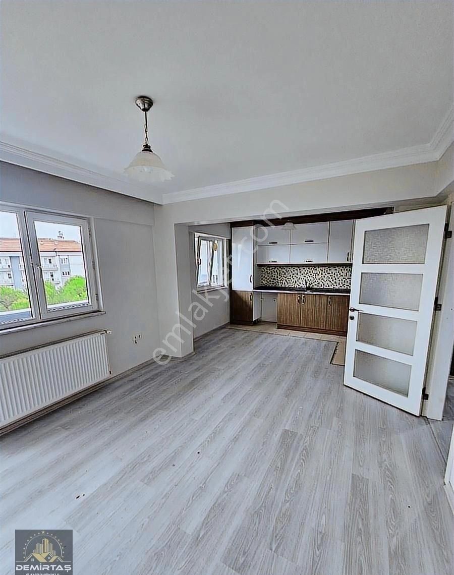 Selcukbeyde Kiralik Arakat Daire - Görsel 11