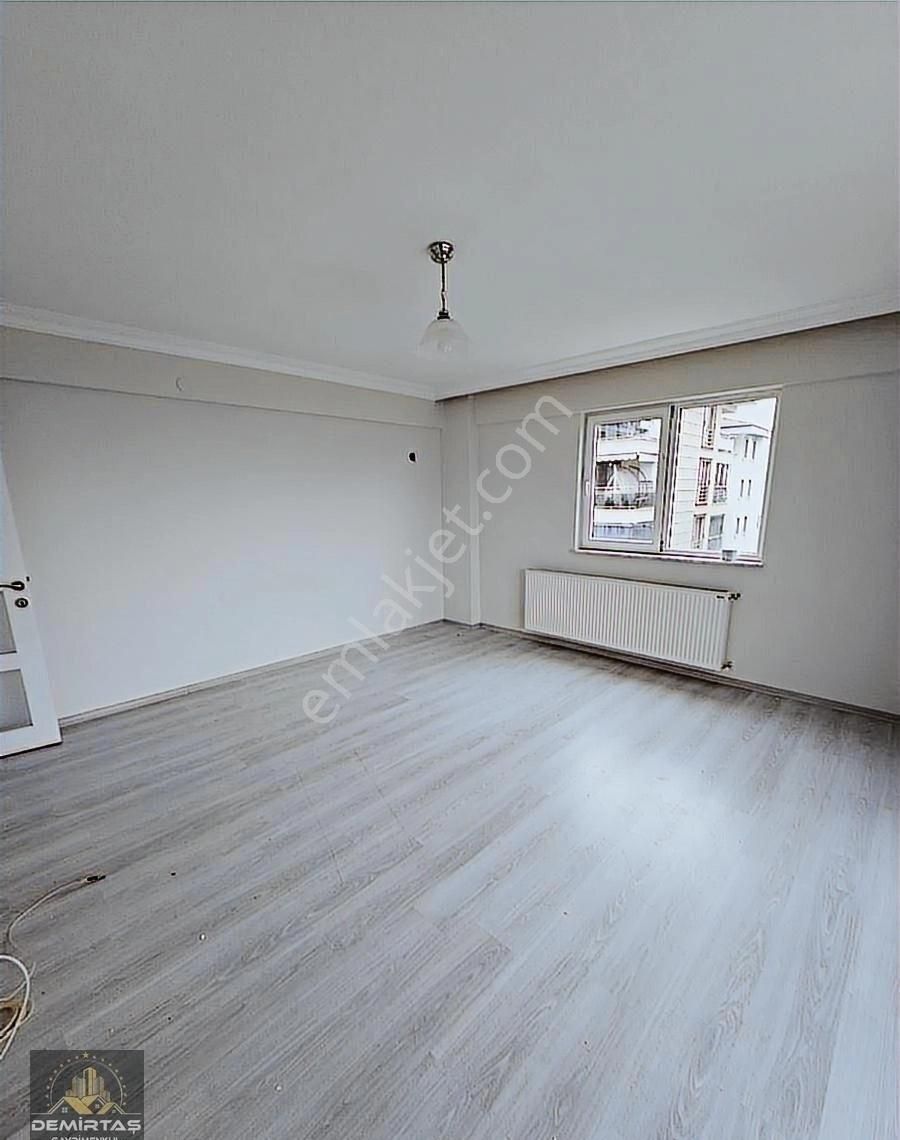 Selcukbeyde Kiralik Arakat Daire - Görsel 3