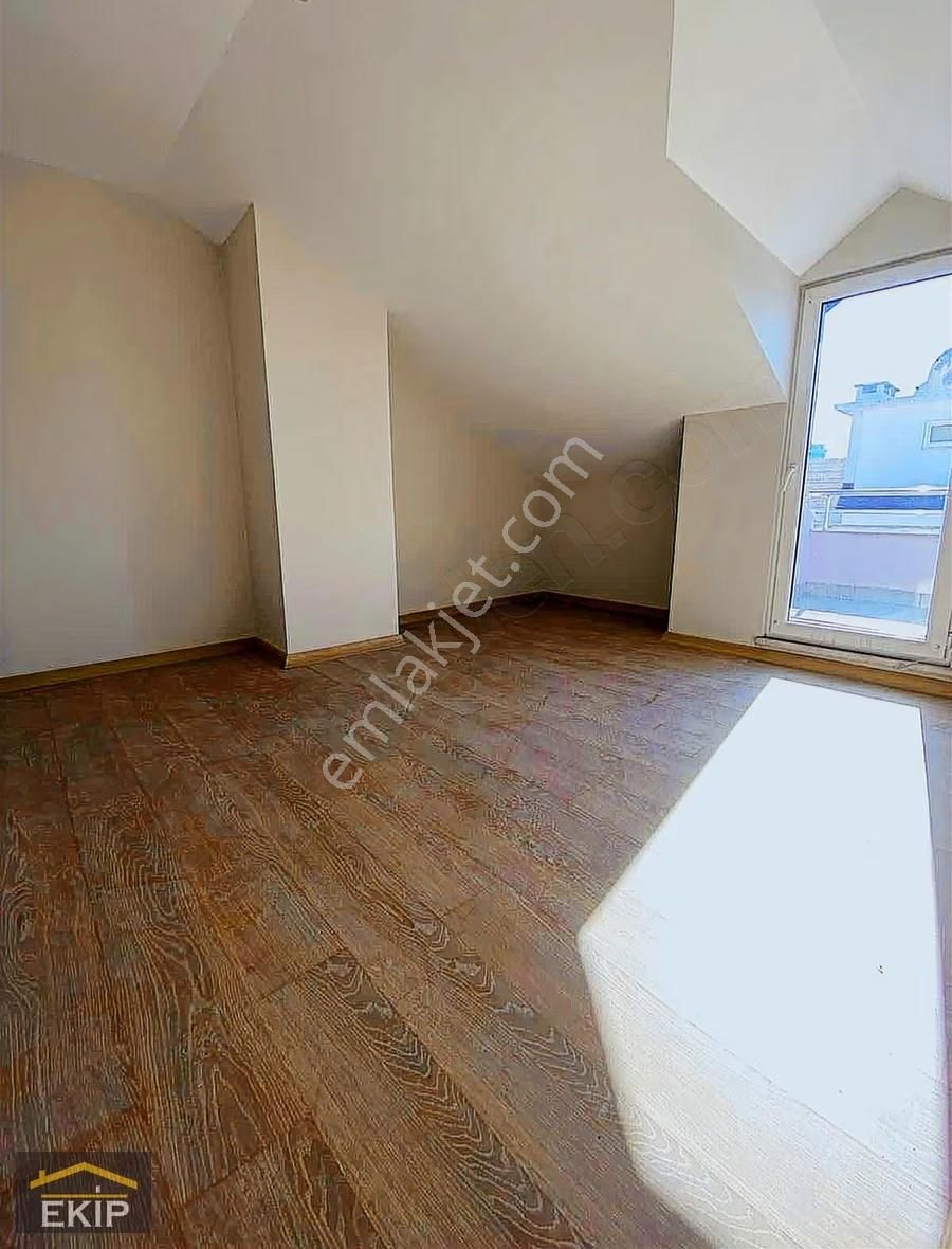 Ekip'den Ana Cadde Üzerinde İskanlı Kapalı Otoparklı 185 M2 4+1 - Görsel 32