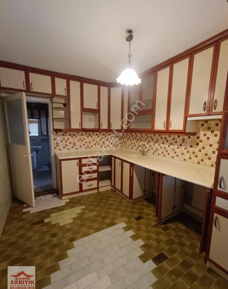 Bayraklı Cengizhan Mah 2+1 K.mutfak 75m2 - Görsel 17