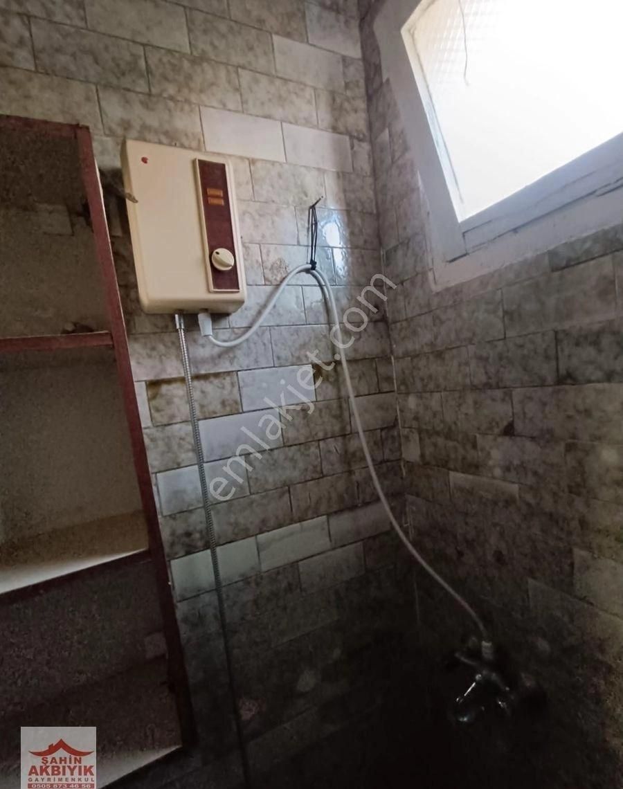 Bayraklı Cengizhan Mah 2+1 K.mutfak 75m2 - Görsel 21