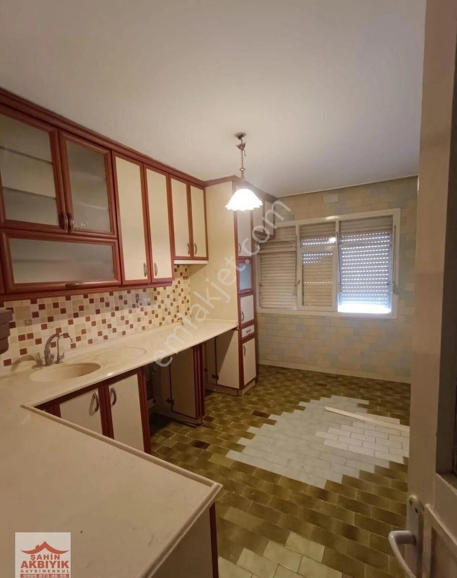 Bayraklı Cengizhan Mah 2+1 K.mutfak 75m2 - Görsel 18