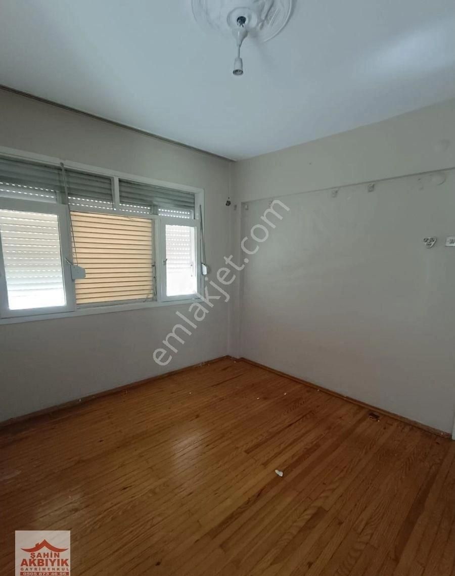 Bayraklı Cengizhan Mah 2+1 K.mutfak 75m2 - Görsel 13