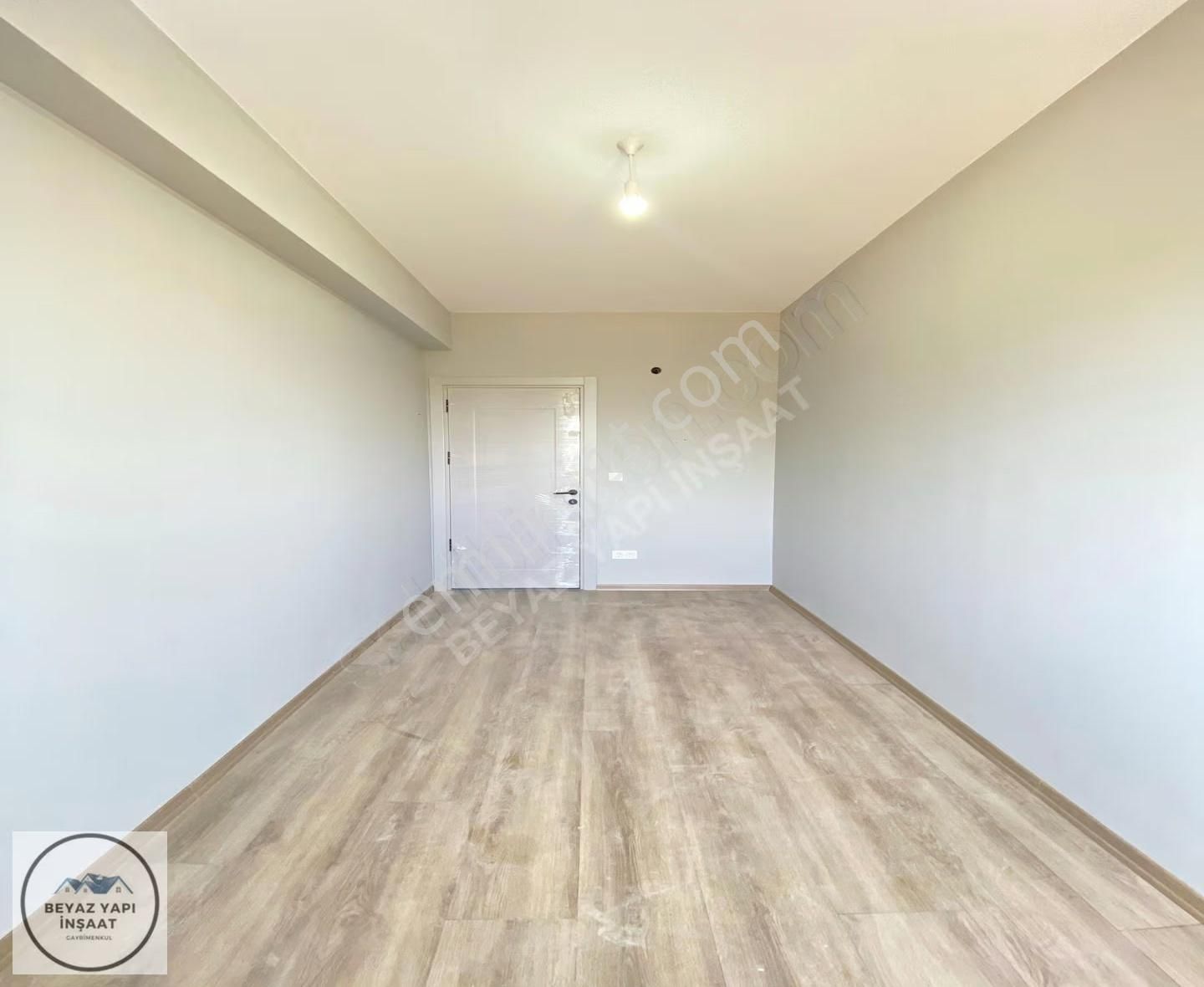 Beyaz Yapıdan Site İçerisin'de Açık/kapalı Otoparklı 3+1 Ara Kat - Görsel 25