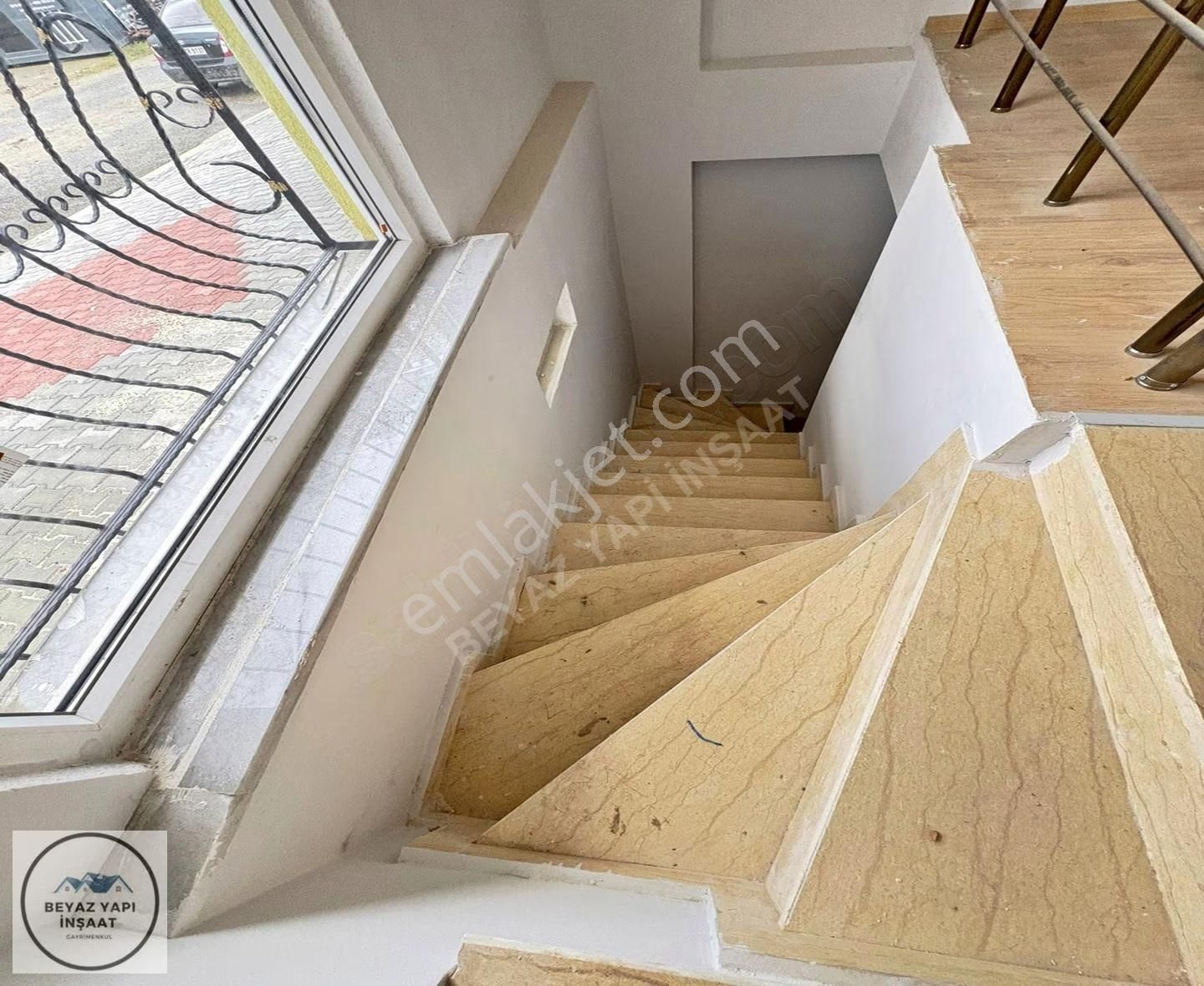 Beyaz Yapı'dan Butik Site Konforun'da Aydınlık Cepheli 2+1 - Görsel 28