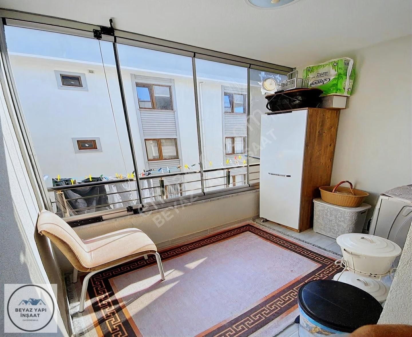 Beyazyapıdan İett Duraklarına Komşu Site İçin'de 2+1 Ara Kat - Görsel 2