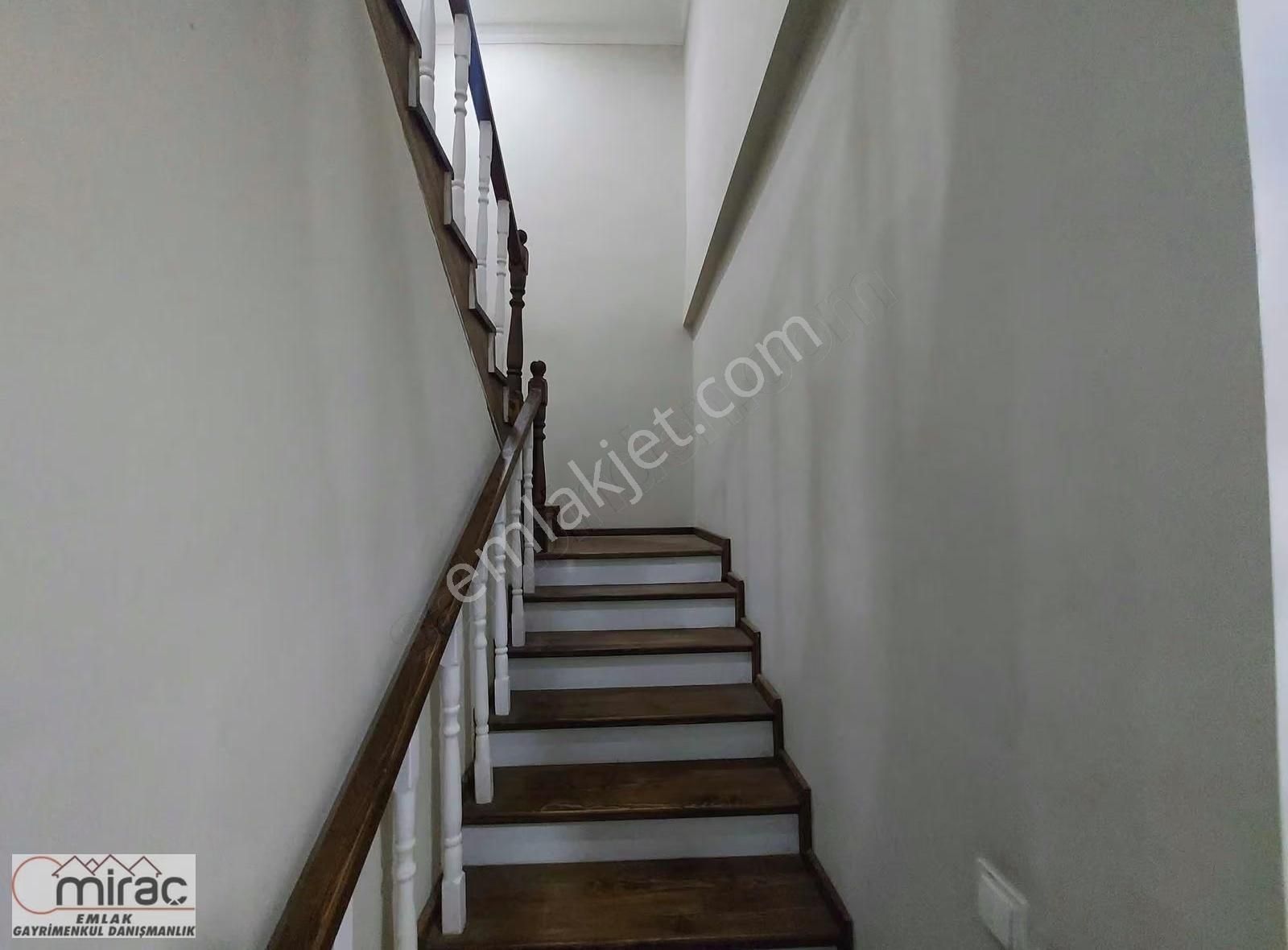 Sarılar Da Çok Geniş 5+1 Dubleks Daire - Görsel 4