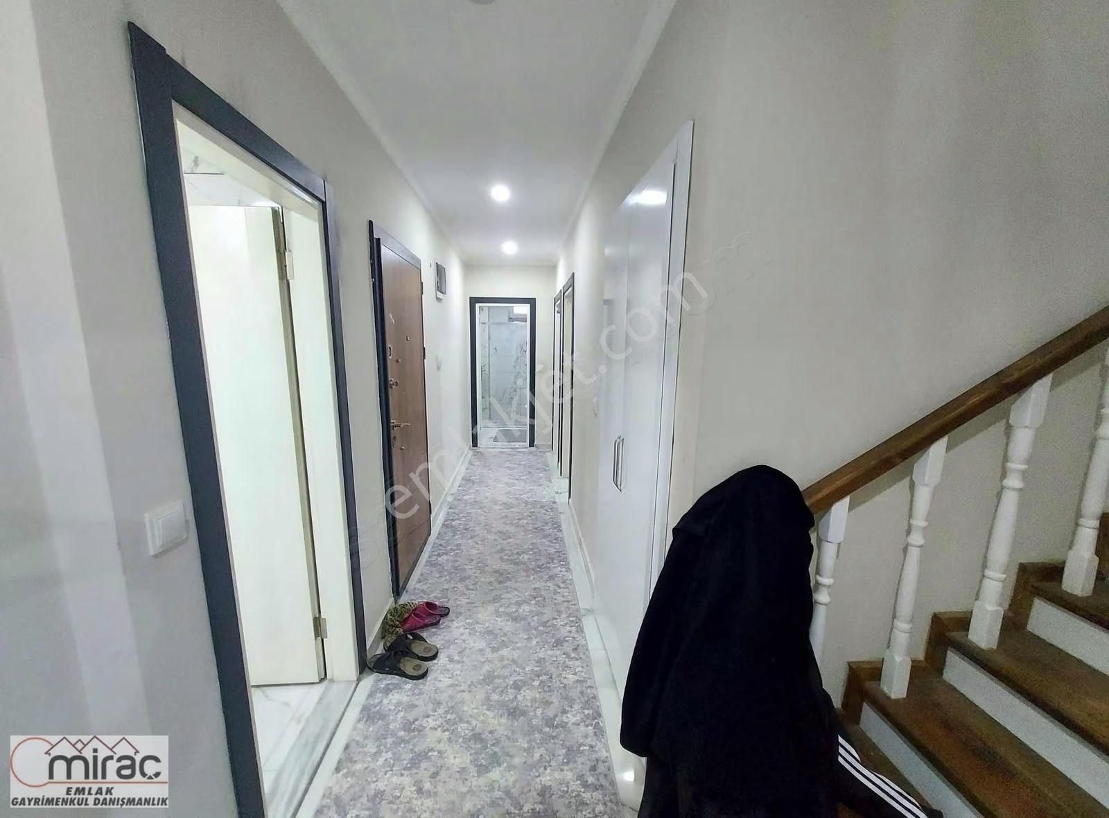 Sarılar Da Çok Geniş 5+1 Dubleks Daire - Görsel 14