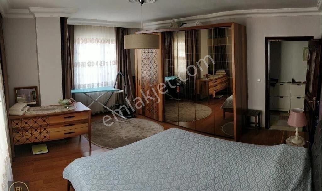 F-l Emlaktan Bulgurlu Çağrı Metro Yakını Geniş Dubleks 2 Ayrı Daire Kullanımlı - Görsel 14