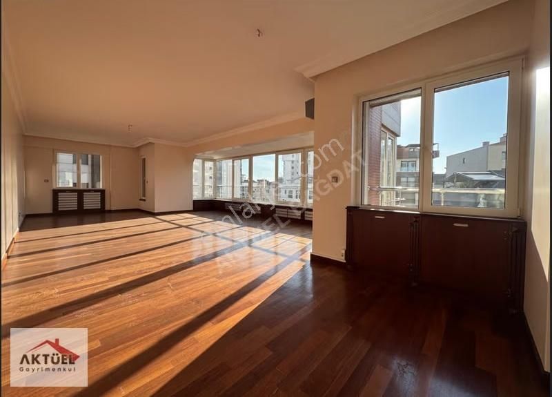 Şaşkınbakkal Caddeye İlk Paralelde 240 M2 4+1 Süper Lüks - Görsel 3