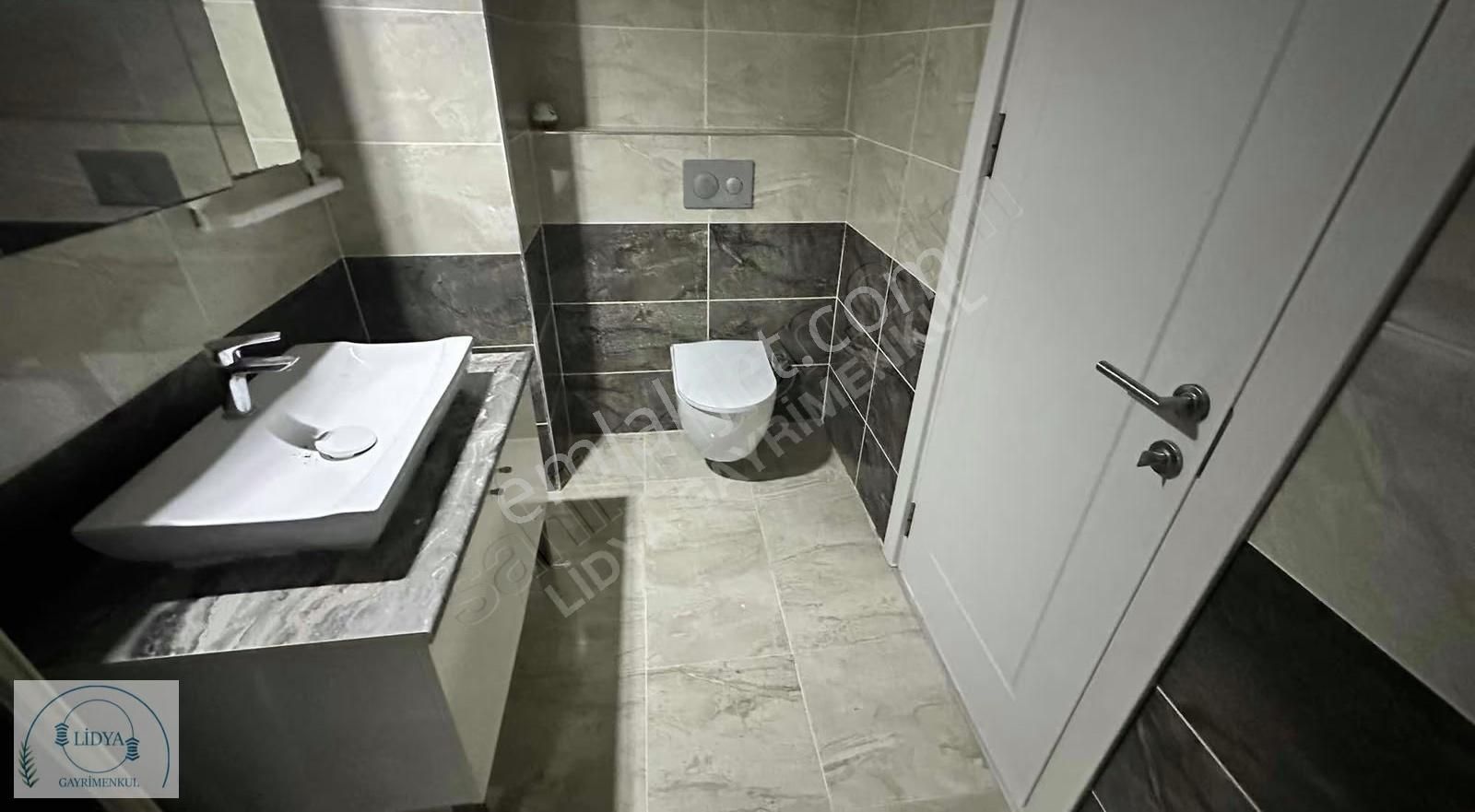 (boş) Kızıltoprak Feneryolu Zühtüpaşa'da 8 Kat 2+1 Manzaralı - Görsel 9