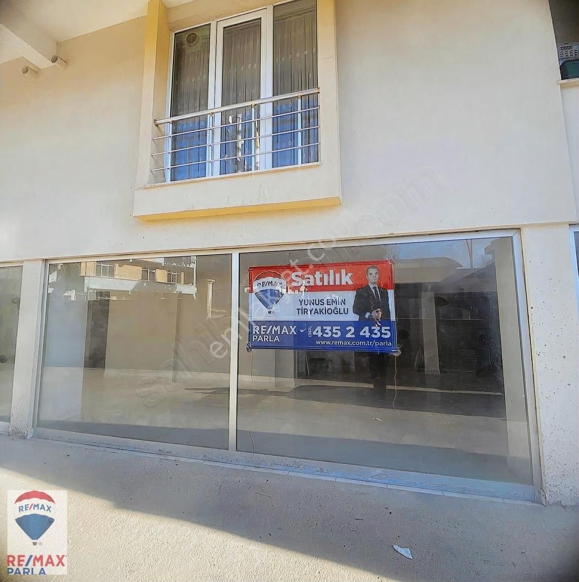 Kavakta 200 Mt2 Net 100 Mt2 Depolu Lüks Dükkan - Görsel 10