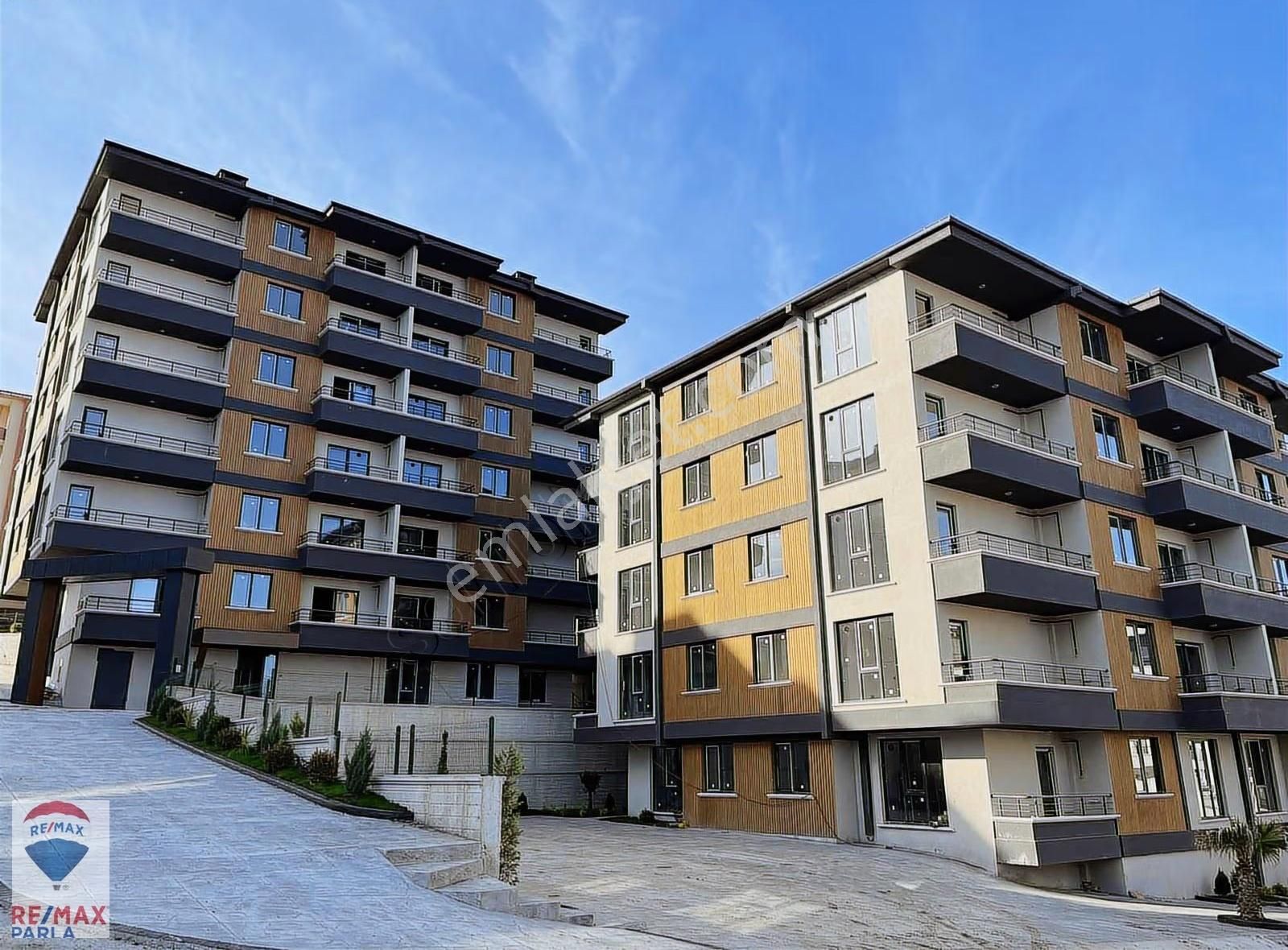 Her Türlü Ödeme Kolaylığı! Gülpark 5 Evlerinde Satılık 1+1 Daire