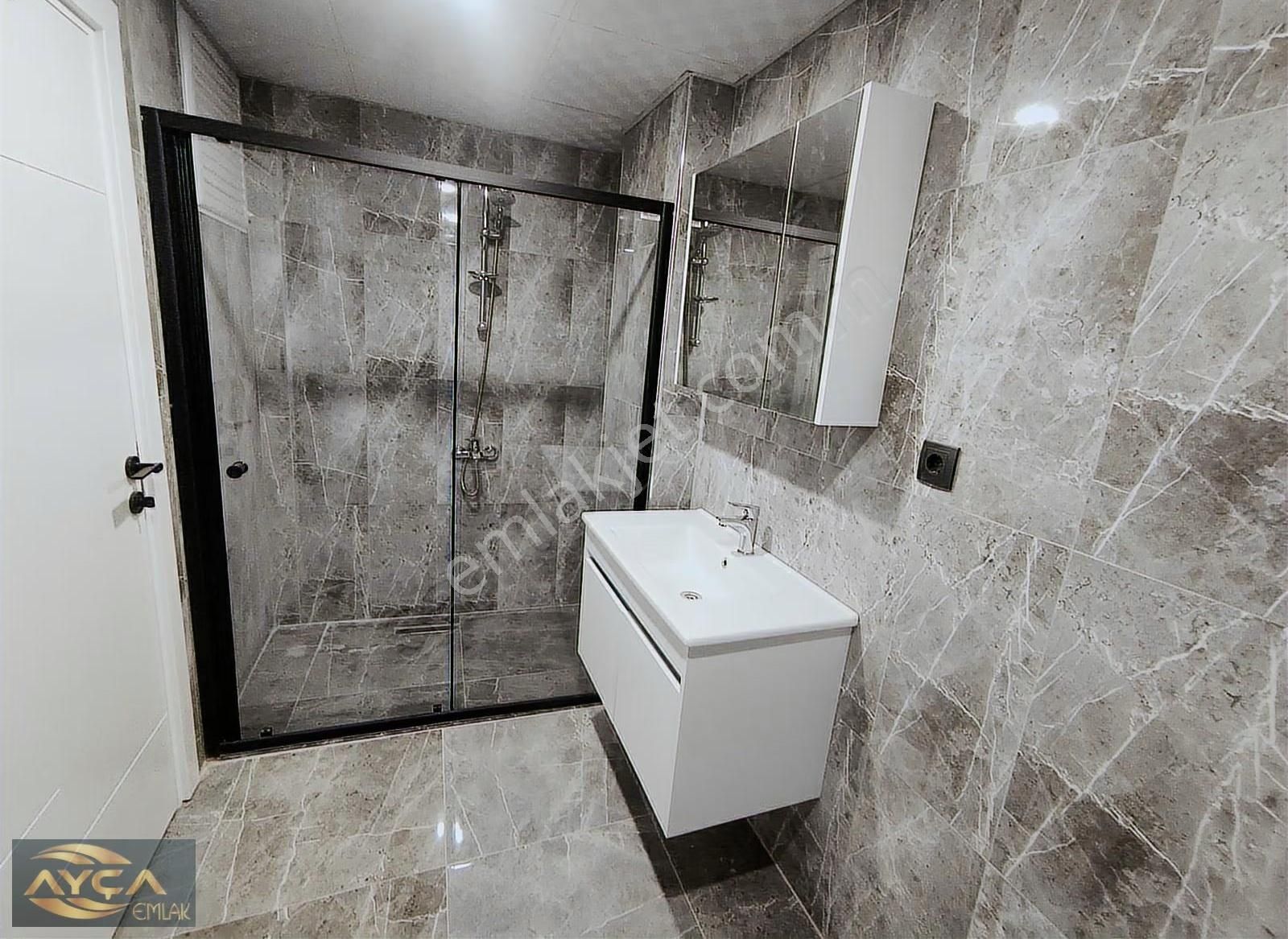 Mükemmel Konumda Ebeveyn Banyolu Ayçadan Kiralık 2+1 Daire - Görsel 6