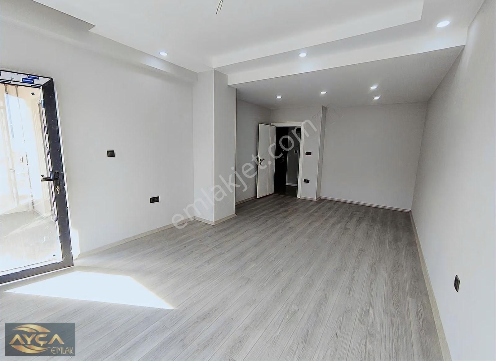 Mükemmel Konumda Ebeveyn Banyolu Ayçadan Kiralık 2+1 Daire - Görsel 10