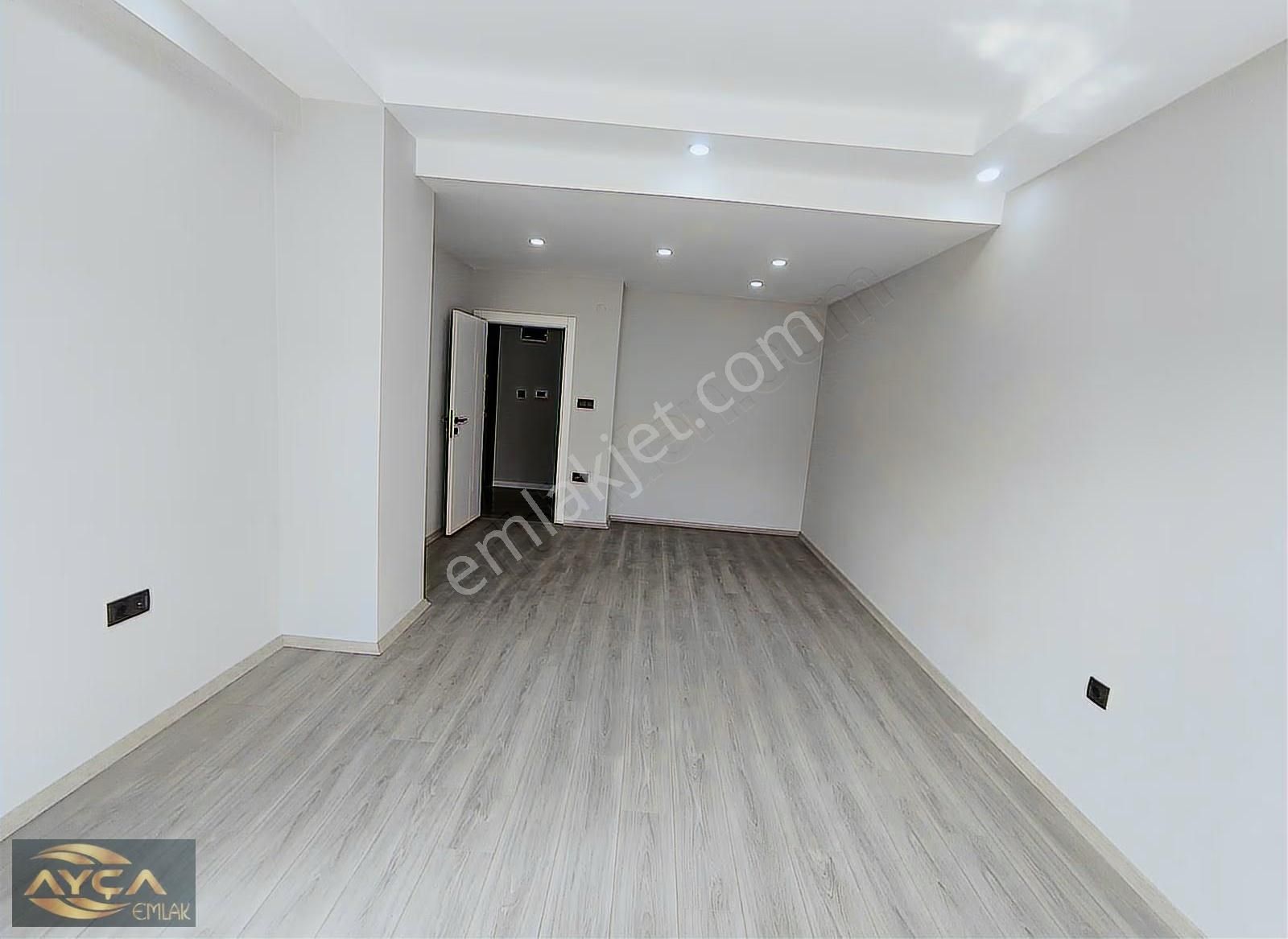 Mükemmel Konumda Ebeveyn Banyolu Ayçadan Kiralık 2+1 Daire - Görsel 16
