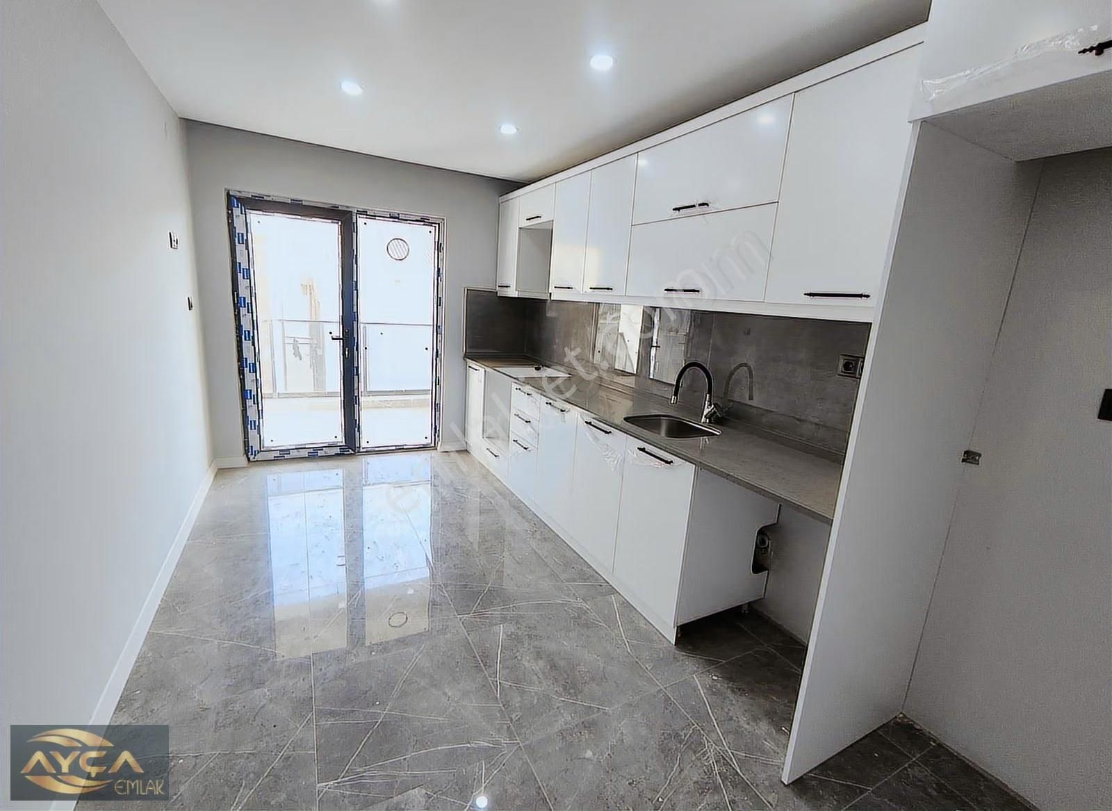 Mükemmel Konumda Ebeveyn Banyolu Ayçadan Kiralık 2+1 Daire - Görsel 19