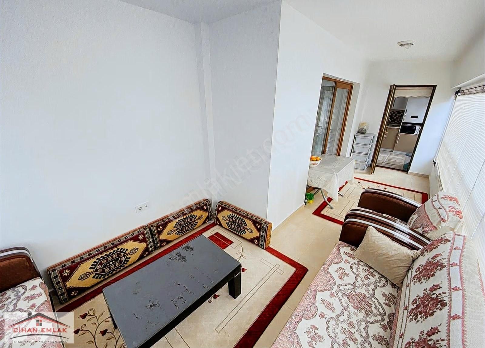 Kalatepede Unsal Sok Ve Akgüvercin Cadde Yakını Satlık 3+1 Daire - Görsel 4