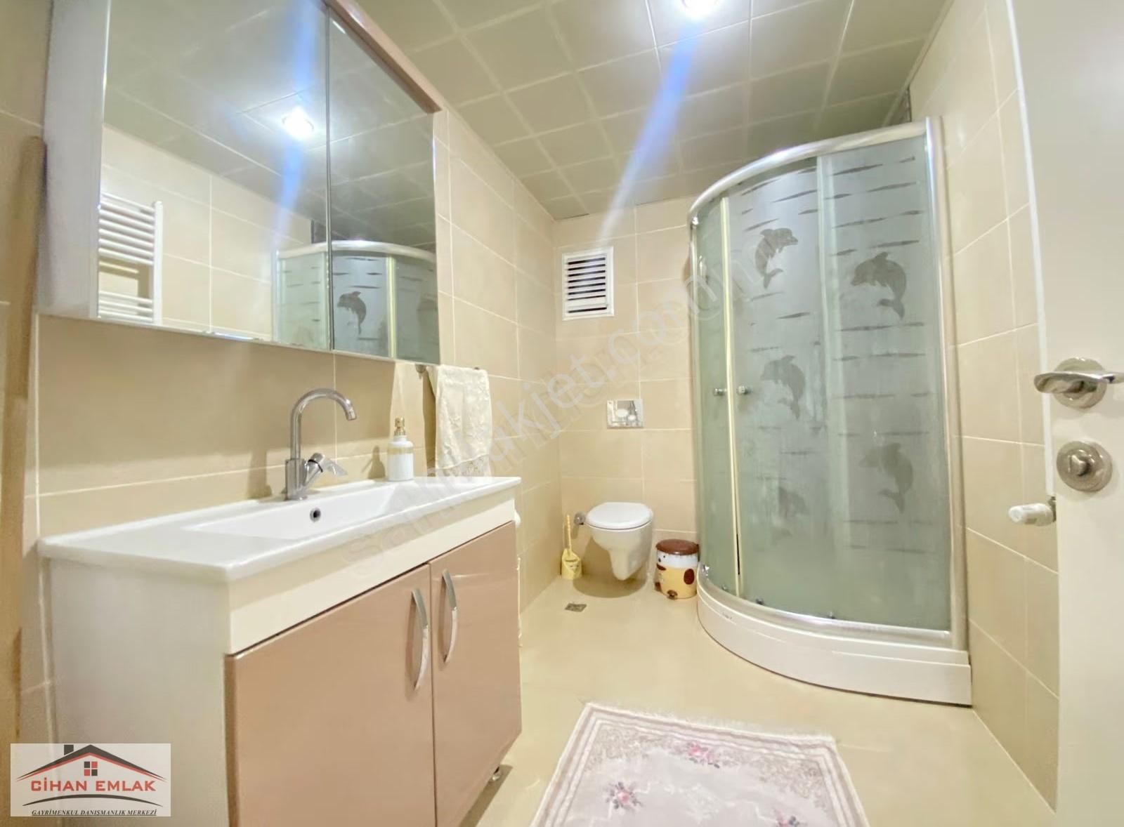 Kalatepede Unsal Sok Ve Akgüvercin Cadde Yakını Satlık 3+1 Daire - Görsel 24