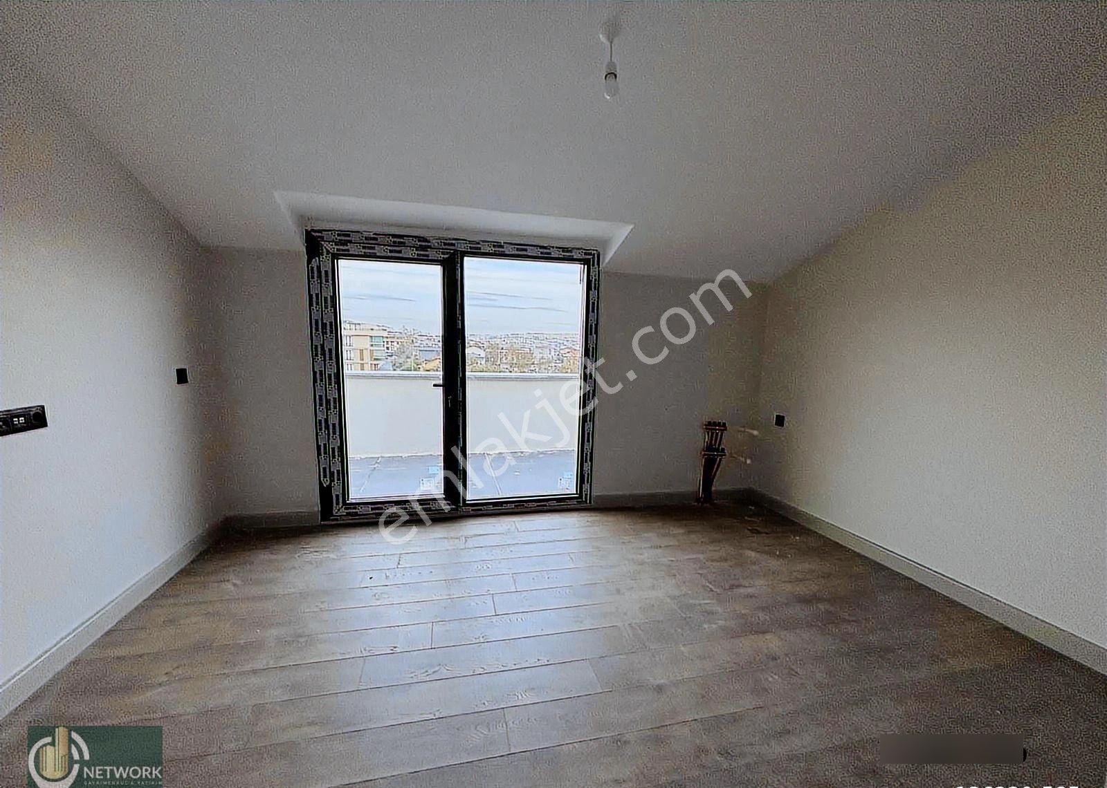 Acil Satılık Beylikdüzü Kavaklı'da 3+1 Ultra Lux Dubleks Daire - Görsel 9