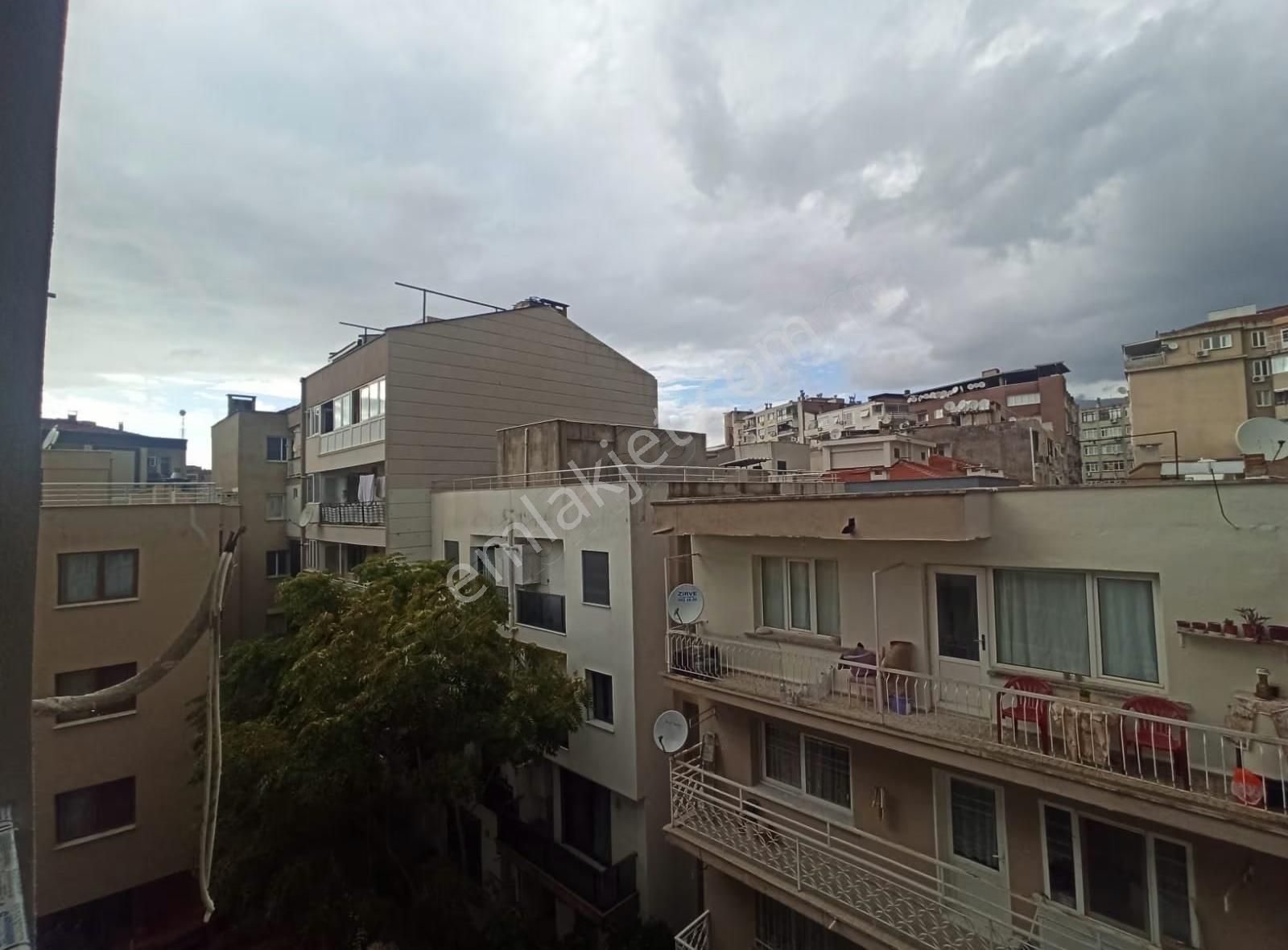 Bornova Erzene'de Sıfır 2+1 Kiralık Daire - Görsel 23