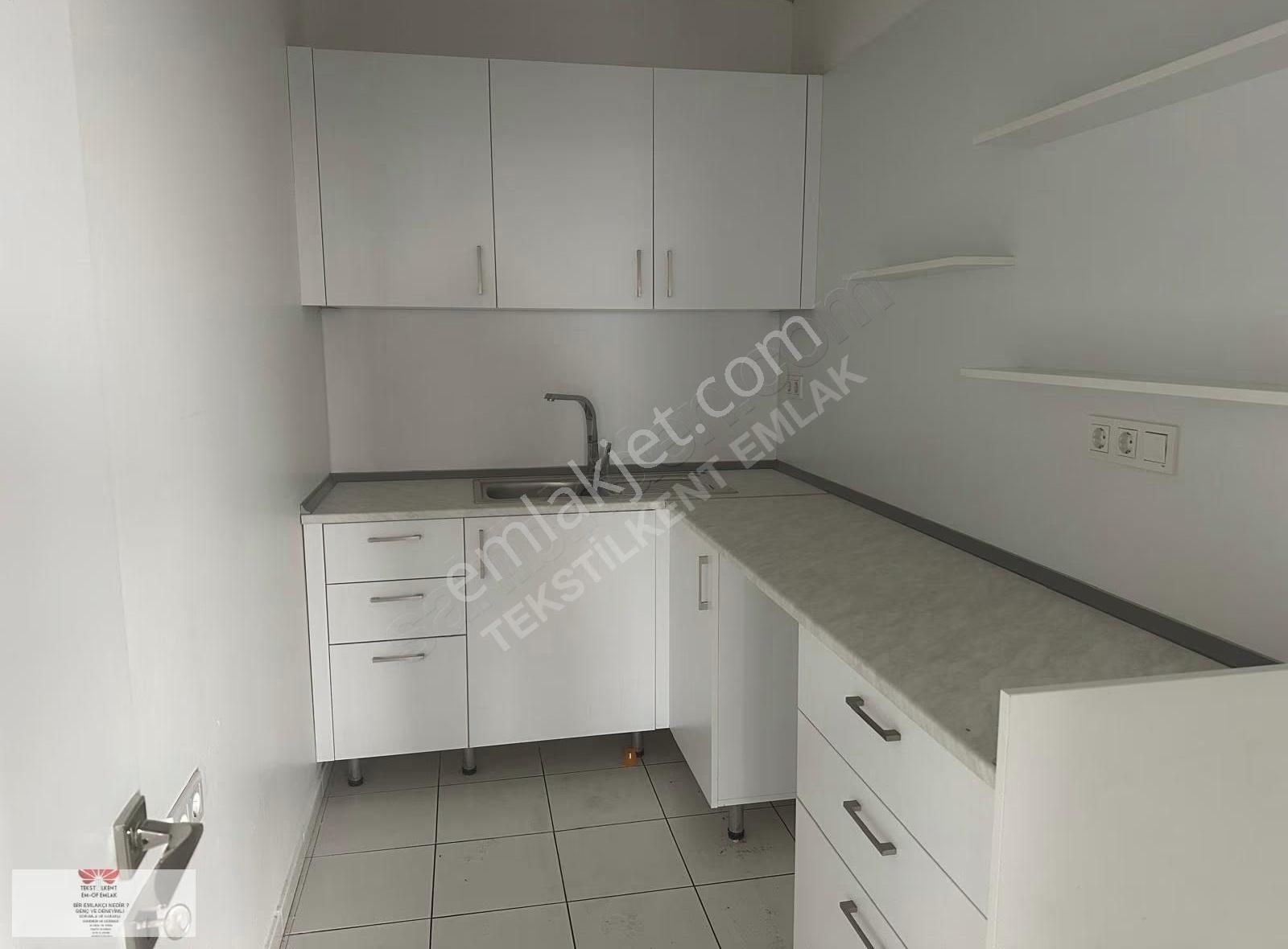 Koza Plaza'da Şehir Manzaralı Kiracısız Satılık Lüks Plaza Katı - Görsel 9