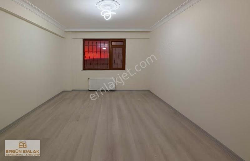 3+1 Satılık Kış Bahçeli Daire - Görsel 20