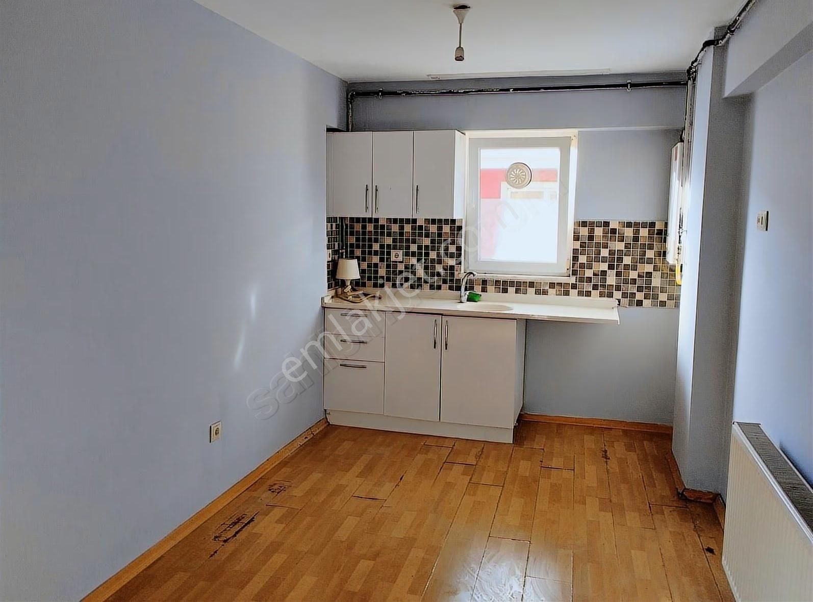 Eşref Emlak, Park Manzaralı, Eşyasız, Kiralık 2+1 Daire - Görsel 3