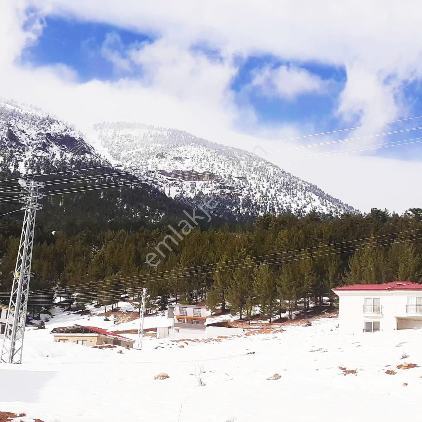 Kar Emlaktan Yenikonacık Efes Sitesinin Yanında 400 M2 Satılık Arsa - Görsel 5