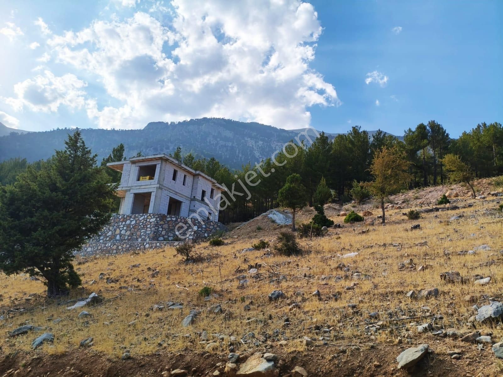 Kar Emlaktan Yenikonacık Efes Sitesinin Üstünde 400 M2 Satılık Arsa - Görsel 2