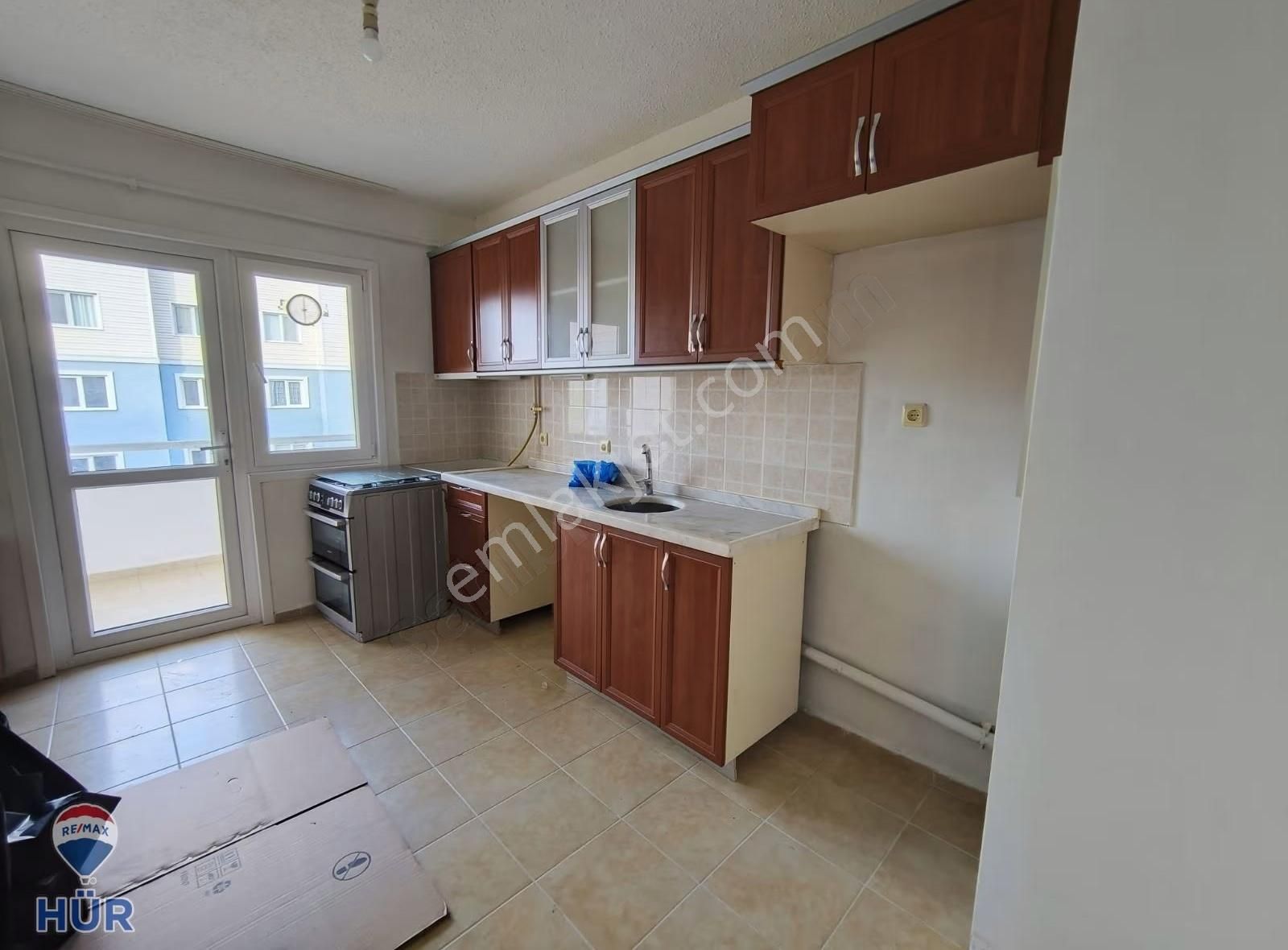 Remax-hür Fatma Yıldız Dan Korucuk İdeal Kent Te Kiralık 2+1 - Görsel 17