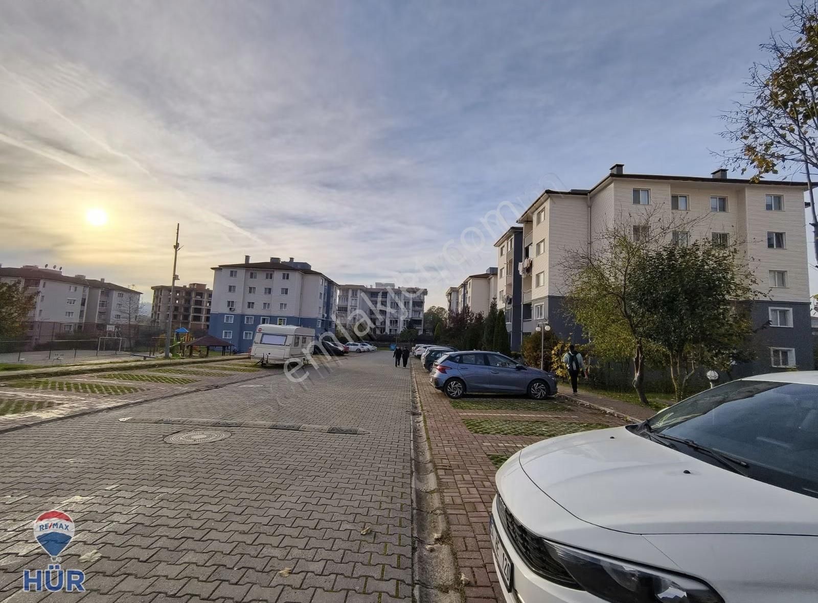 Remax-hür Fatma Yıldız Dan Korucuk İdeal Kent Te Kiralık 2+1 - Görsel 7