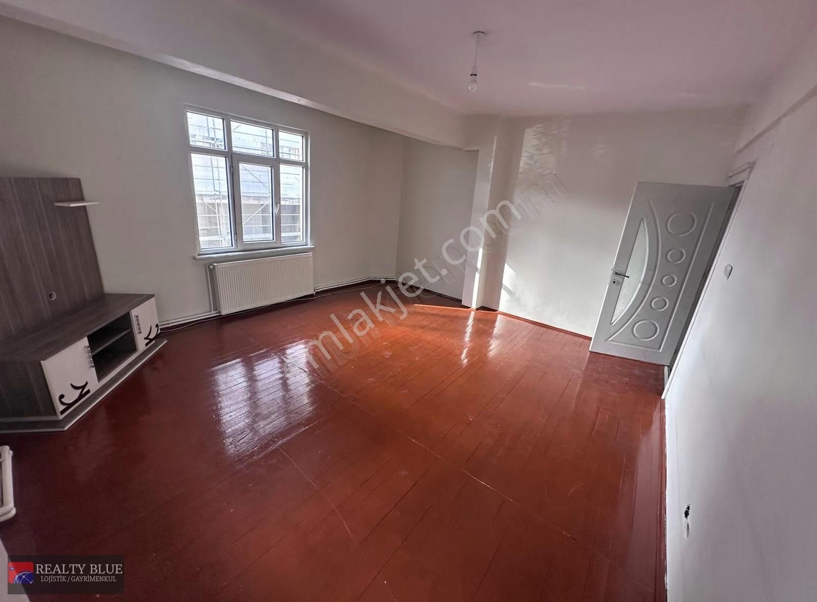 Sultanbeyli T.reis Mah Kiralık 3+1 Daire