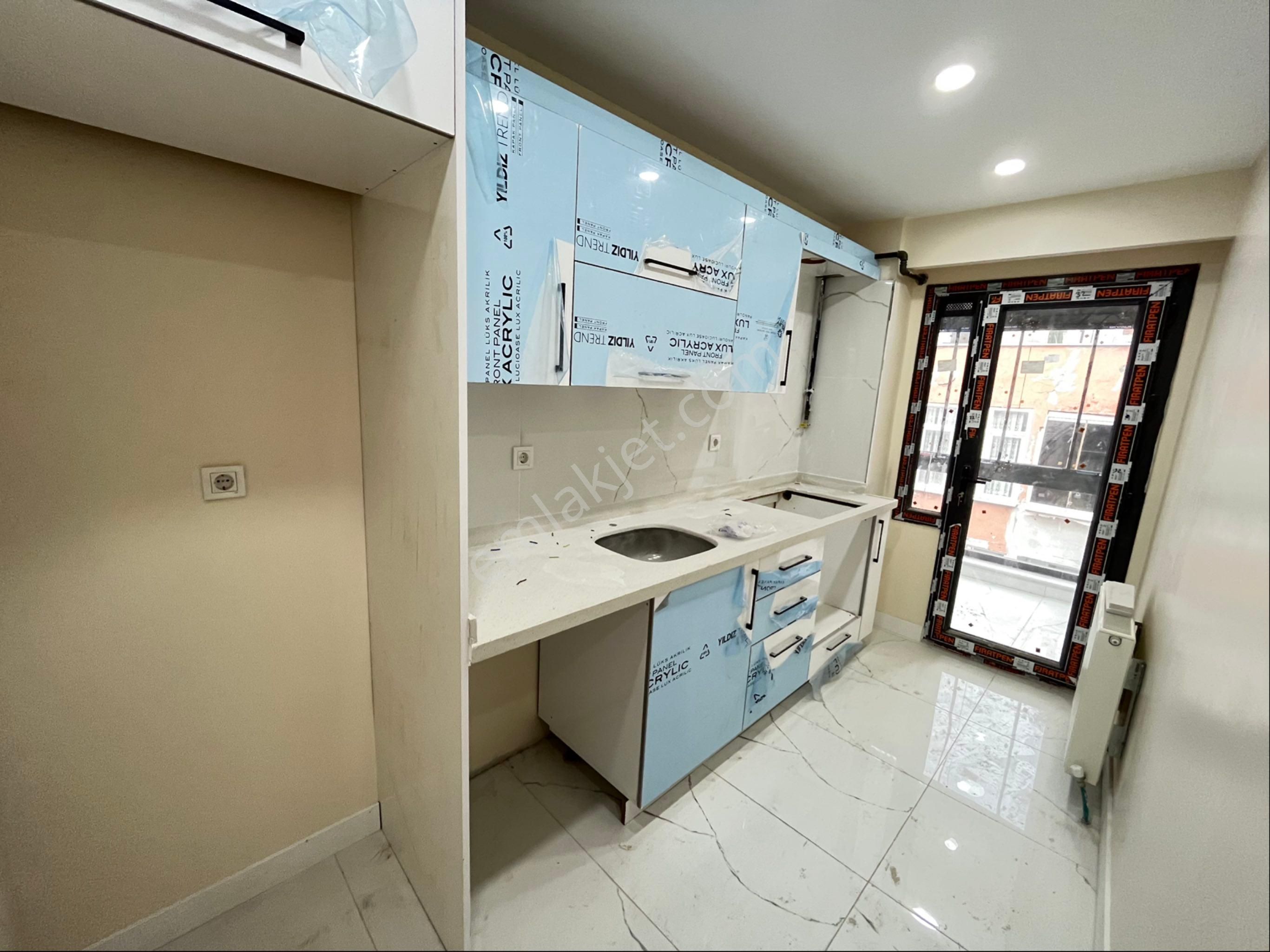 İmren Gayrimenkulden Kiralık 2+1 Arakat Cadde Üstü Yeni Bina - Görsel 11