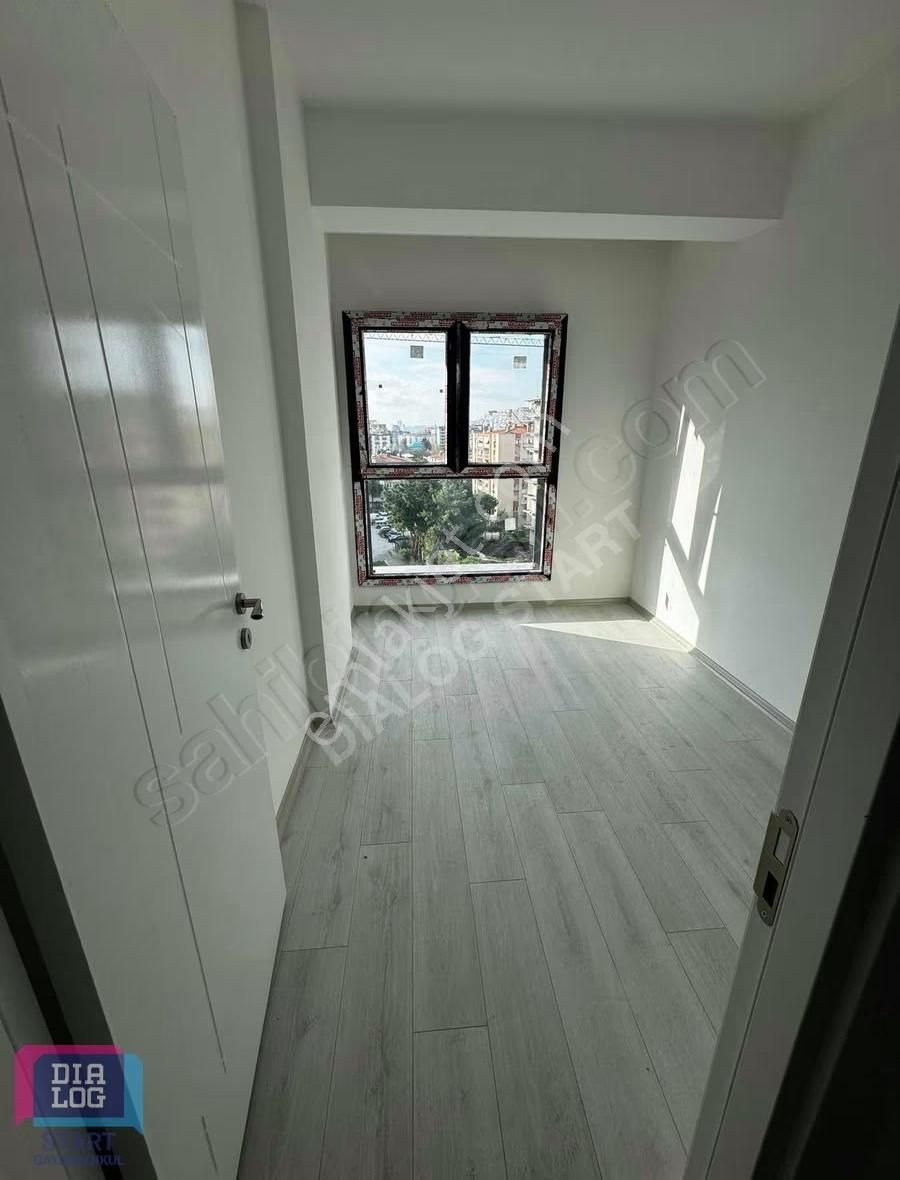 Bayraklı Manavkuyu' Da Sıfır 3+1 Köşe Cephe Satılık Daire - Görsel 26