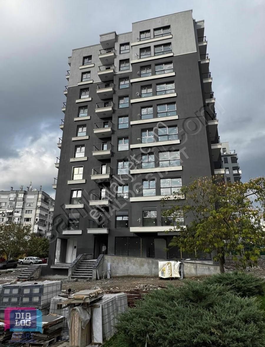 Bayraklı Manavkuyu' Da Sıfır 3+1 Köşe Cephe Satılık Daire - Görsel 15