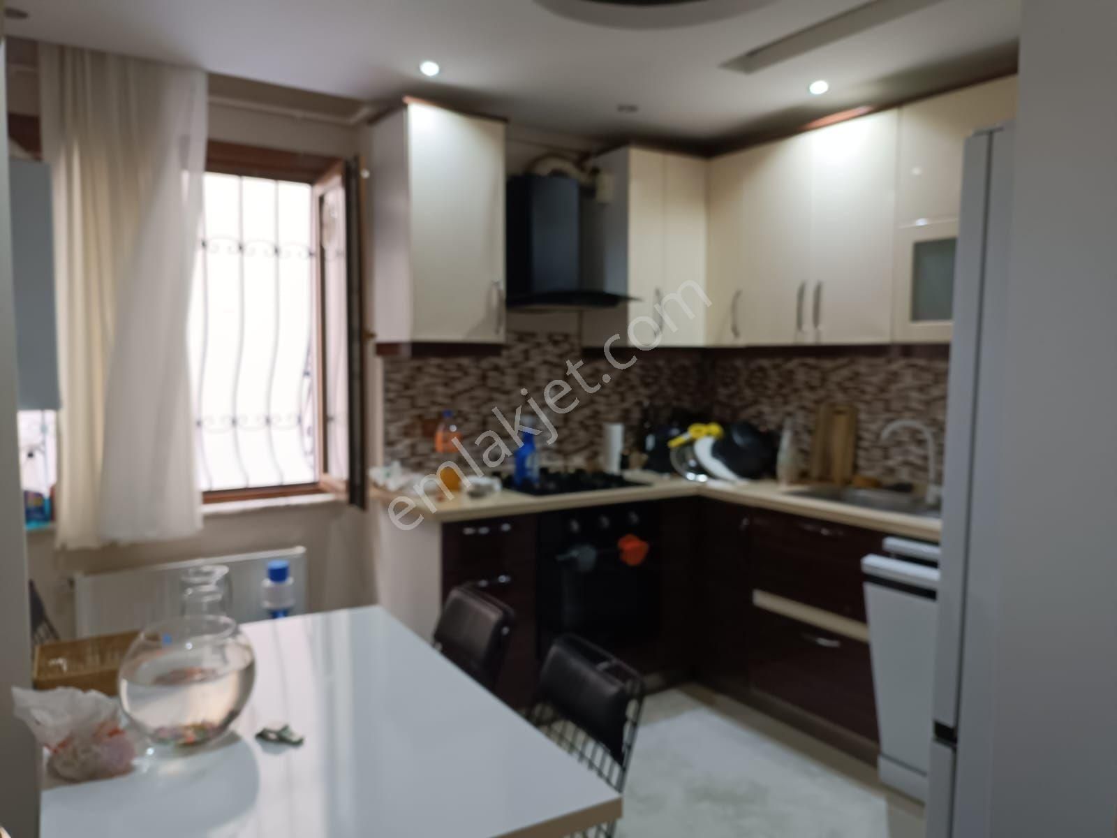 B.evler Siyavuşpaşa Cad. Üstünde 12 Binada 3+1 110m2 1.kat - Görsel 6