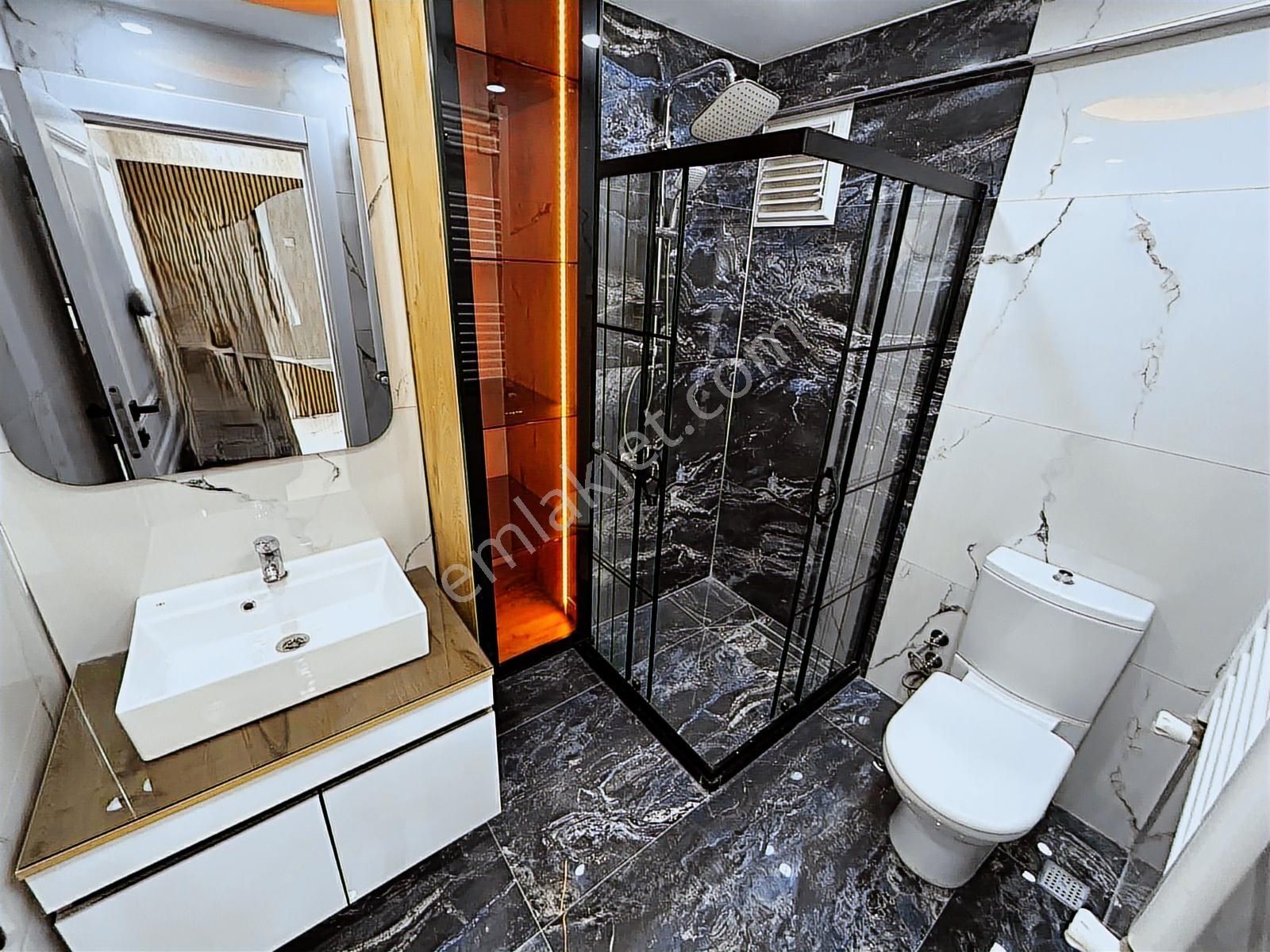Akşemsettin Mah'de Cadde Üzeri Ara Kat Full Yapılı Daire - Görsel 27