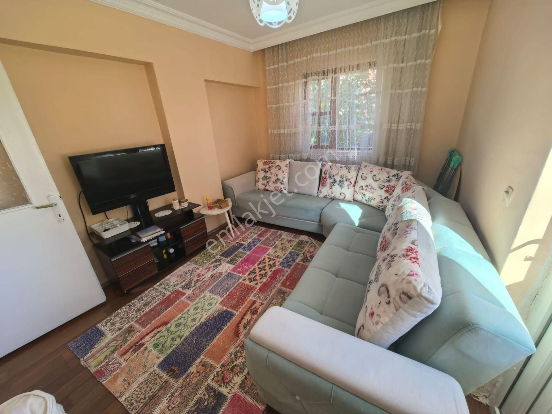 Bağlarbaşı Mahallesi'nde Ara Katta Yapılı 3+1 Daire! - Görsel 17