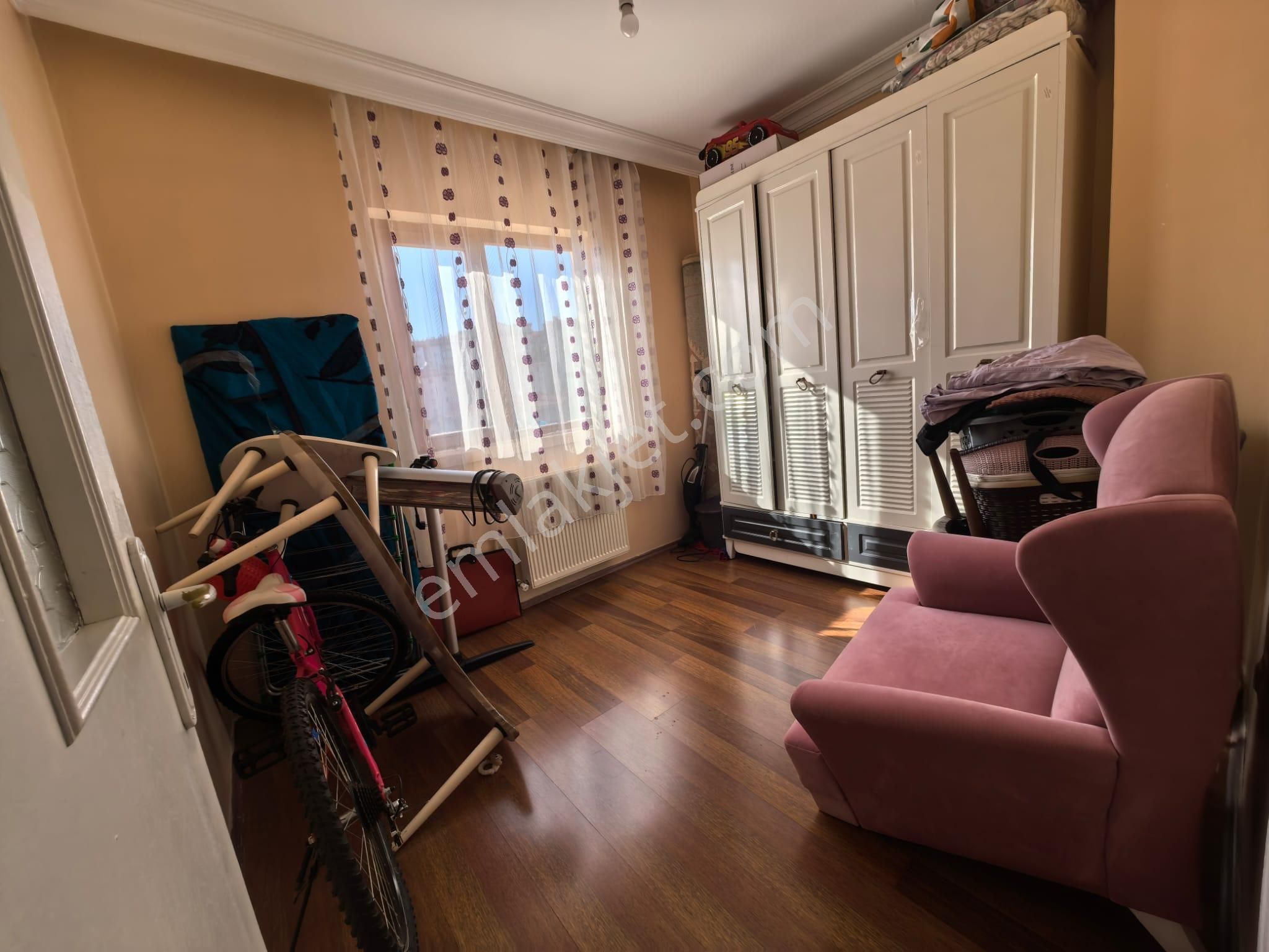 Bağlarbaşı Mahallesi'nde Ara Katta Yapılı 3+1 Daire! - Görsel 22