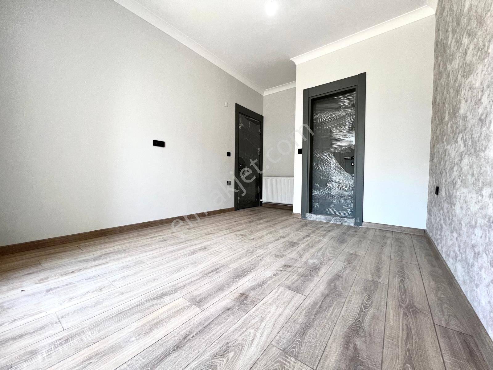 Cantan Emlaktan Akçay Sıfır Geniş Balkonlu Şık Tasarımlı Lüks 2+1 Daire - Görsel 23