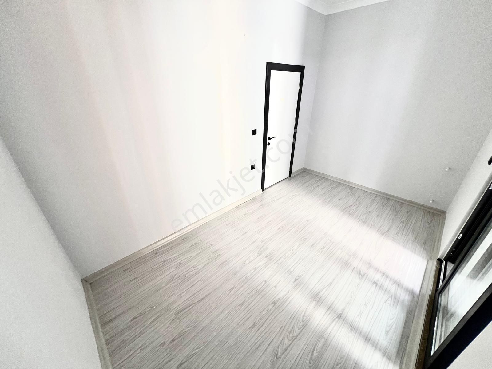 Cantan Emlaktan Sıfır 1+1 Lüks Tasarımlı Geniş Balkonlu Fırsat Daire - Görsel 16