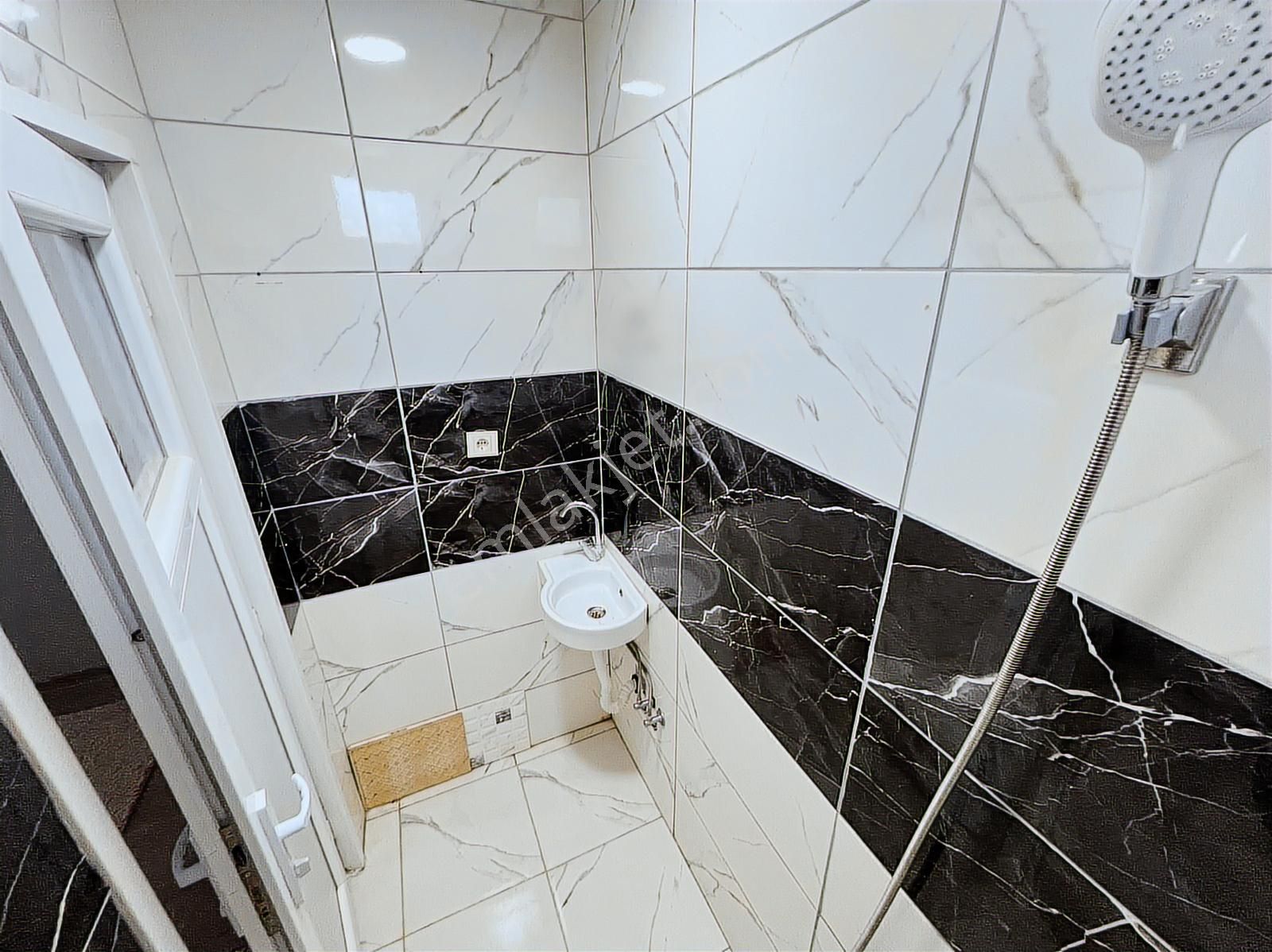 Gölbaşı Dikilitaşta Doğayla İçiçe 1000m² Bahçeli Satılıkmüstakil - Görsel 2