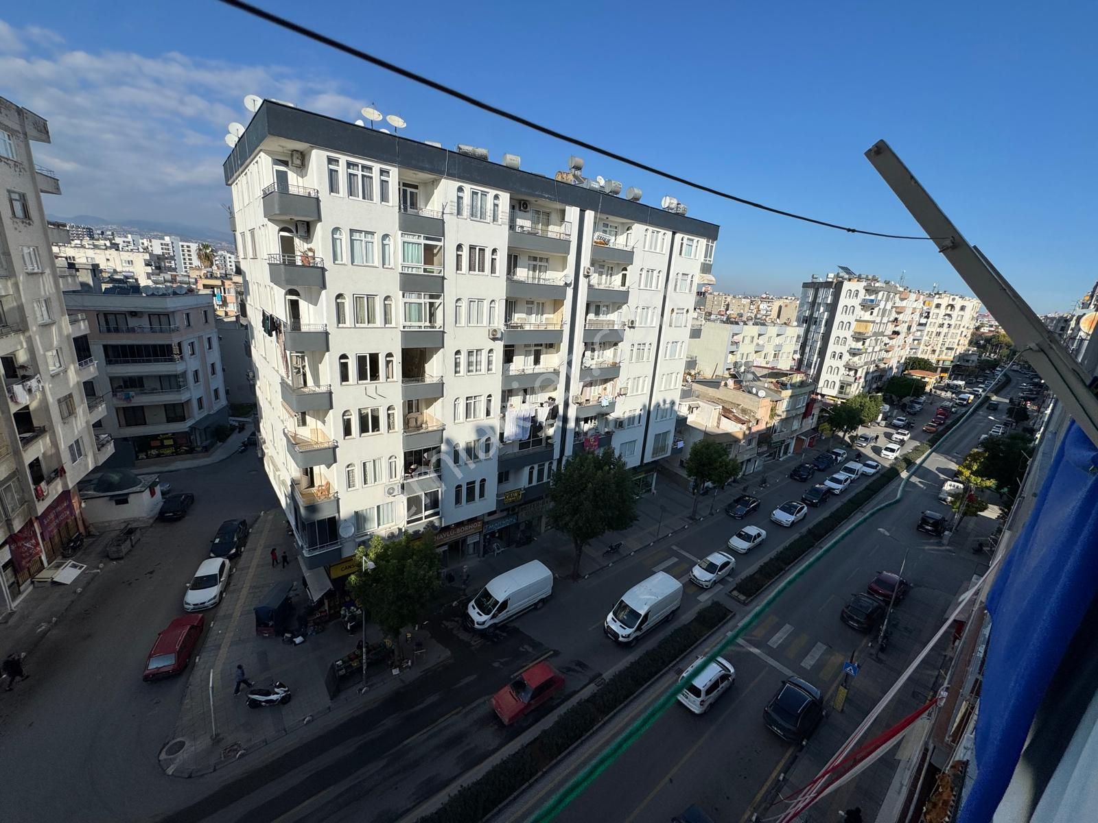 Ergünden Kiremithanede İstiklal Cd. Üzerinde Asansörlü 2+1 Daire - Görsel 21