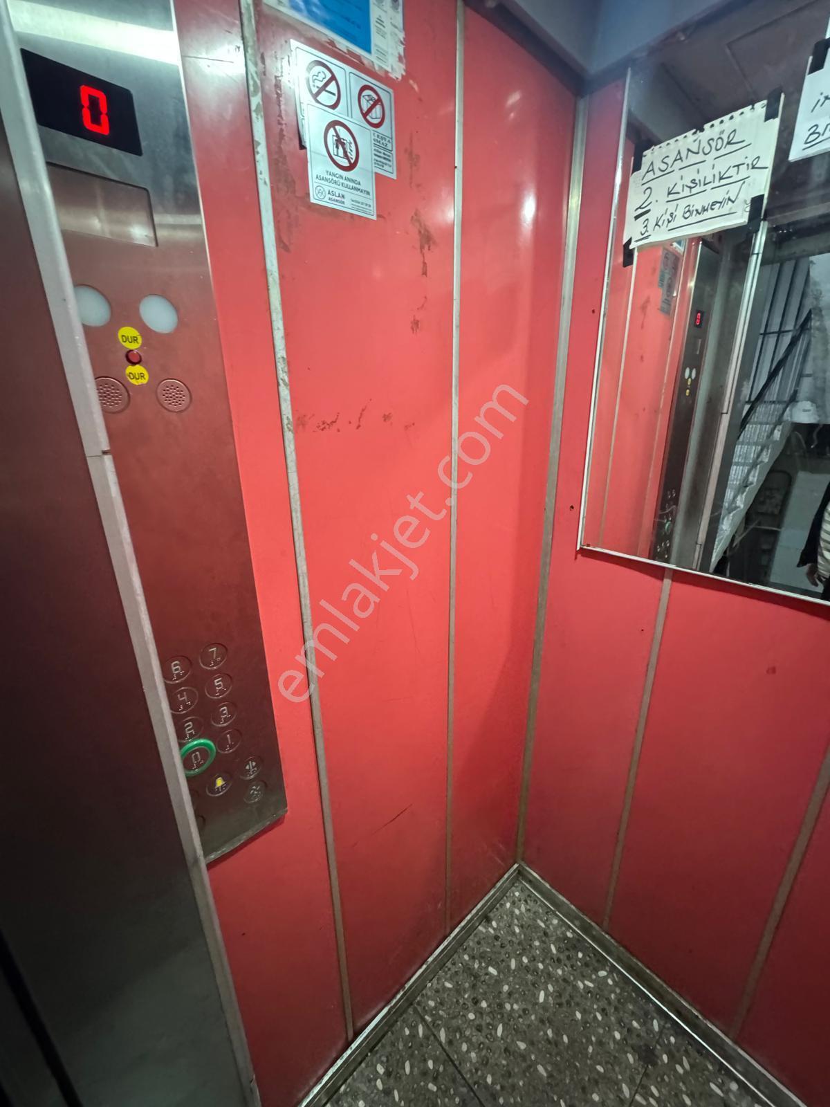 Ergünden Kiremithanede İstiklal Cd. Üzerinde Asansörlü 2+1 Daire - Görsel 24