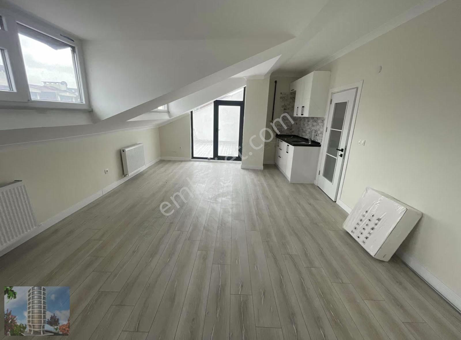 Cumhuriyet Mahallesi Yanyol'da Kiralık Geniş Teras Daire - Görsel 8